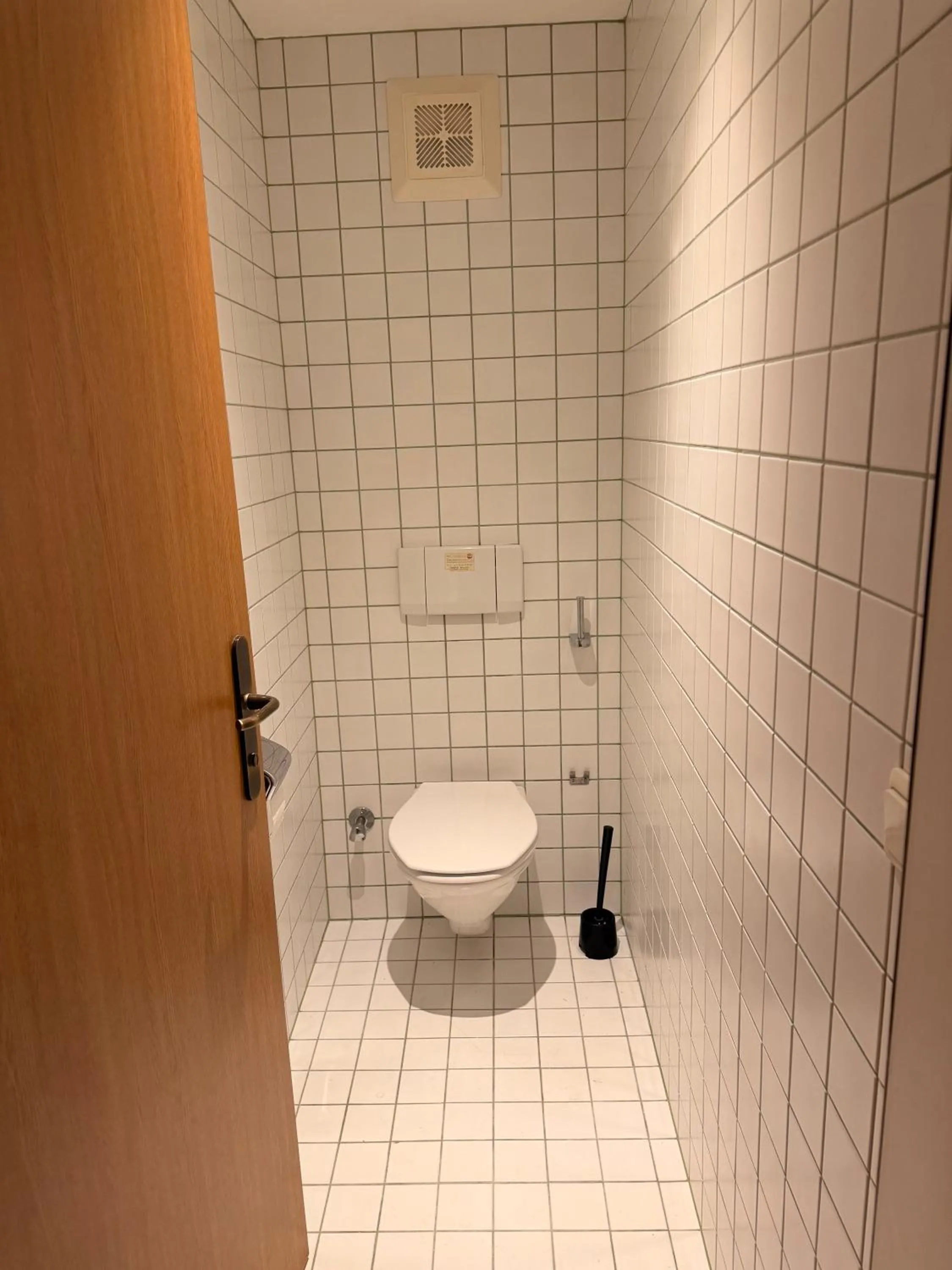 Toilet in Hotel Gruberhof Innsbruck Igls B&B