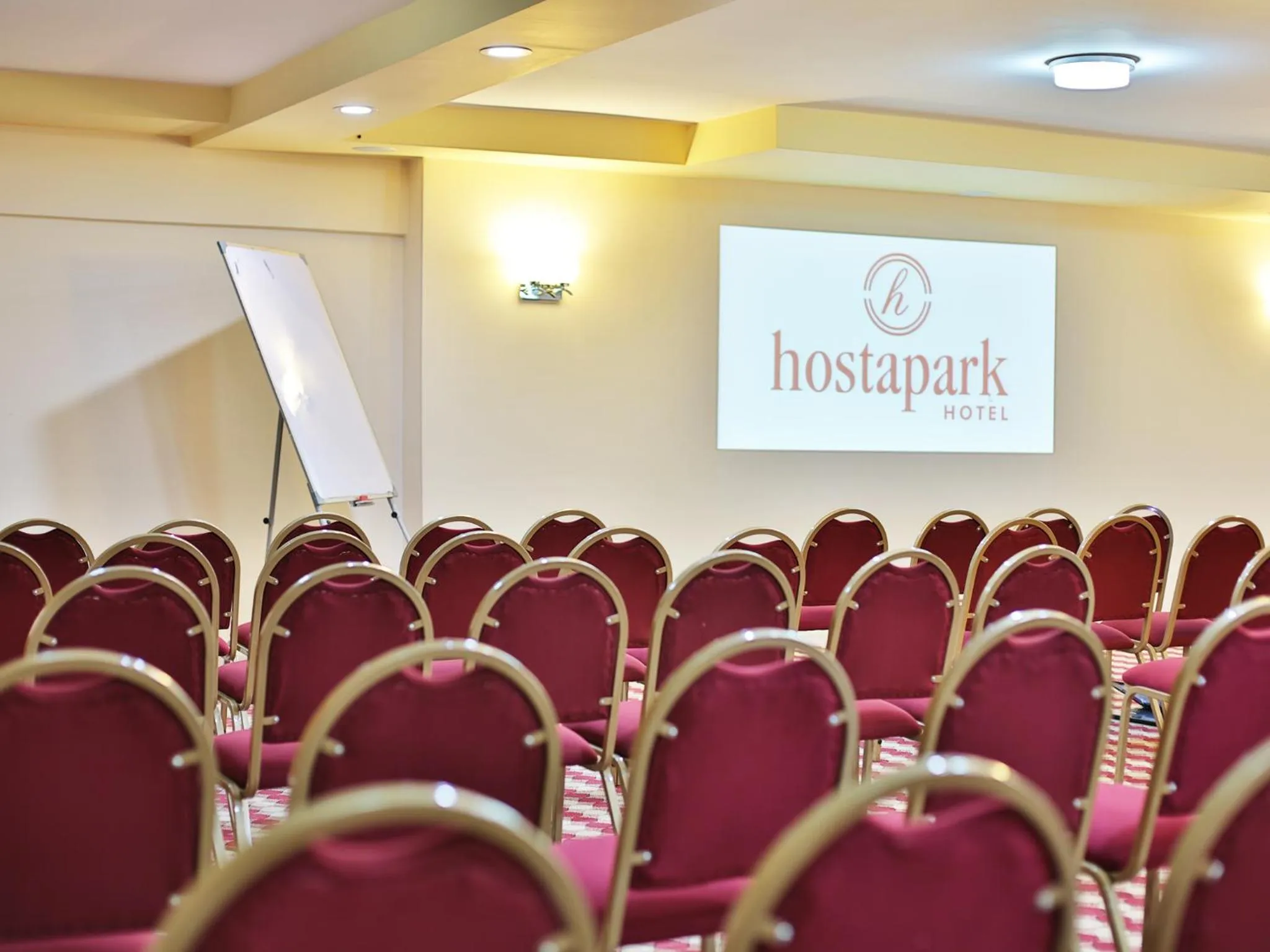 Meeting/conference room in Hostapark Hotel