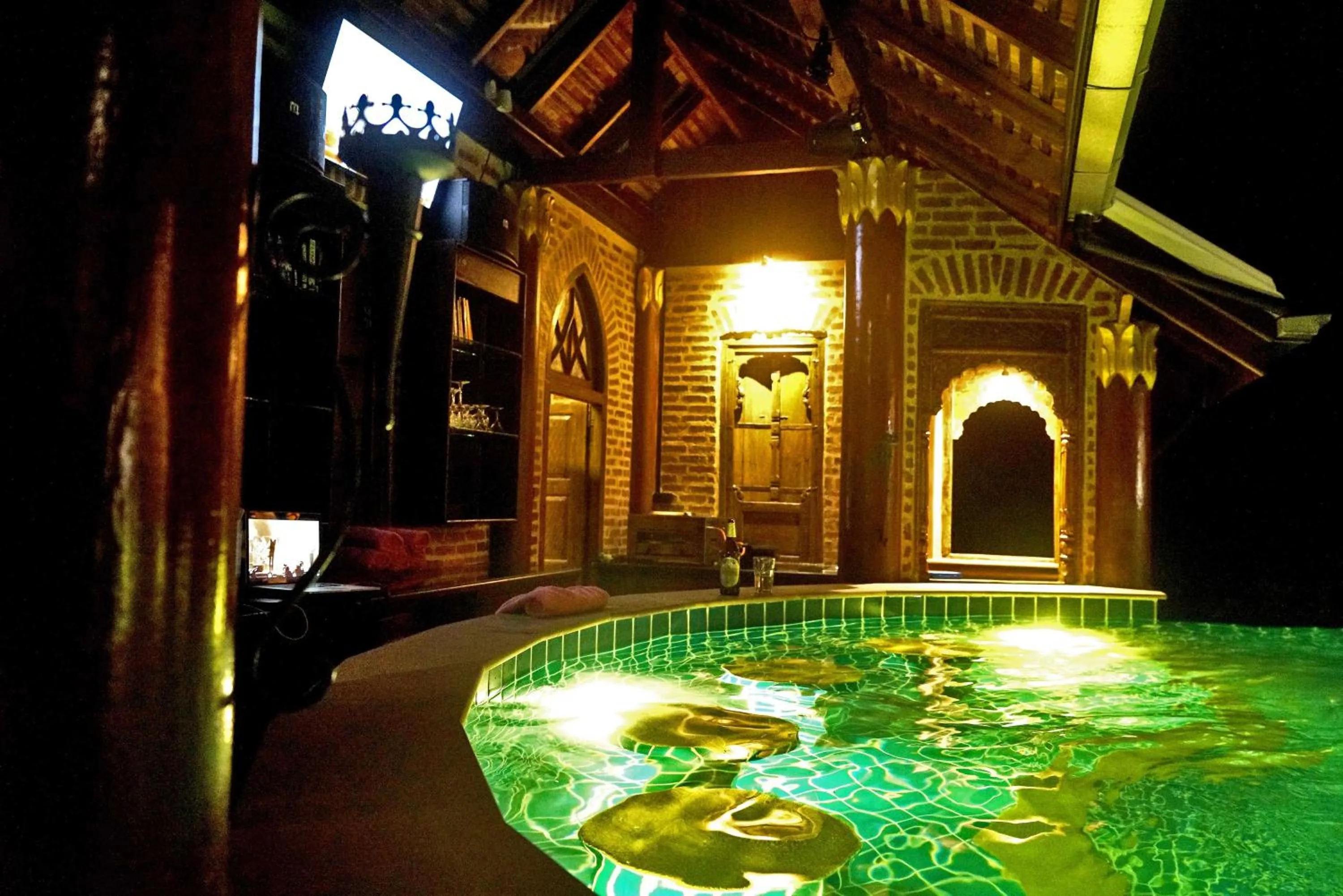 Swimming pool in Chateau Orientale Resort