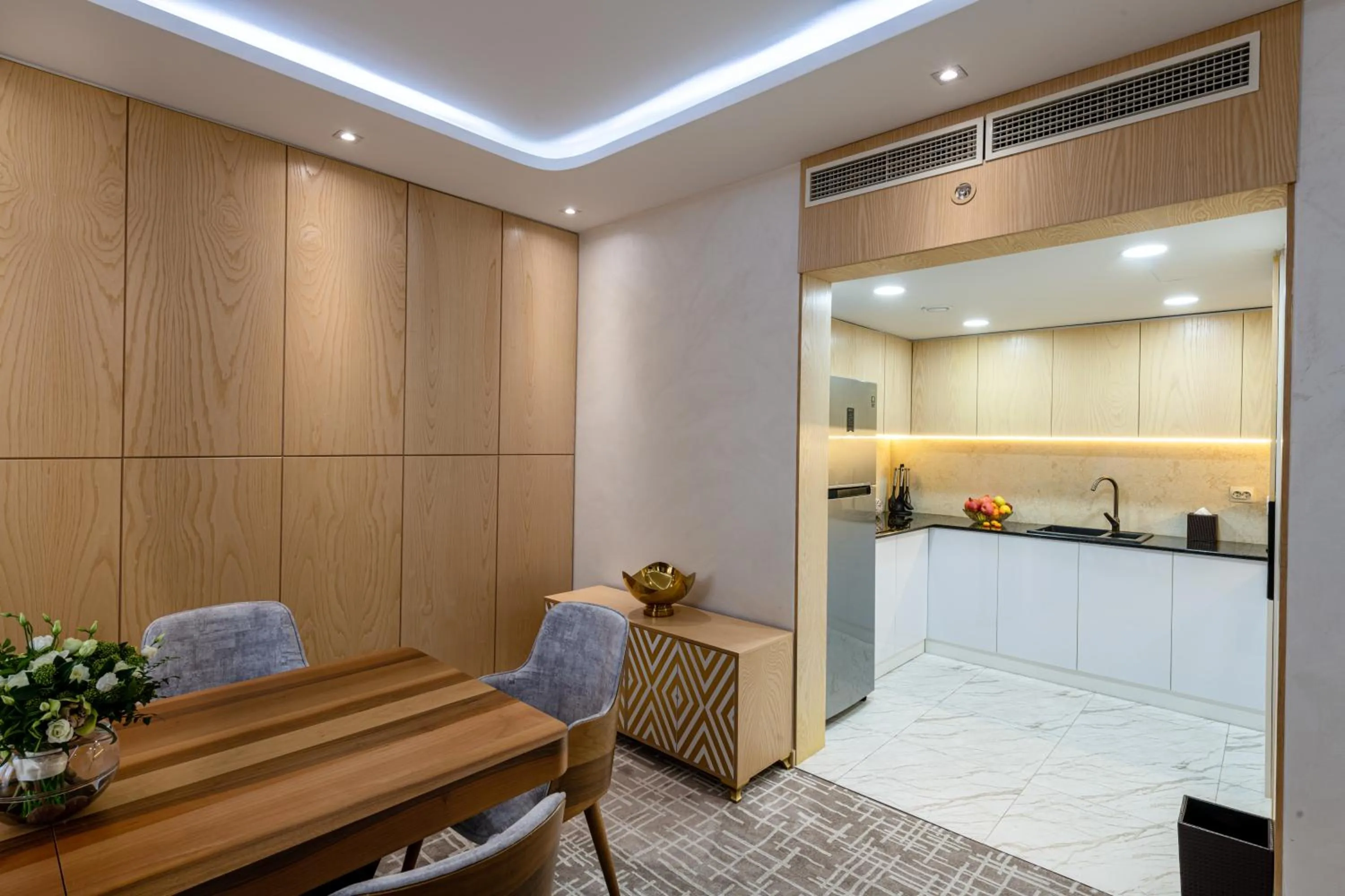 kitchen in LOTTE City Hotels Tashkent Palace