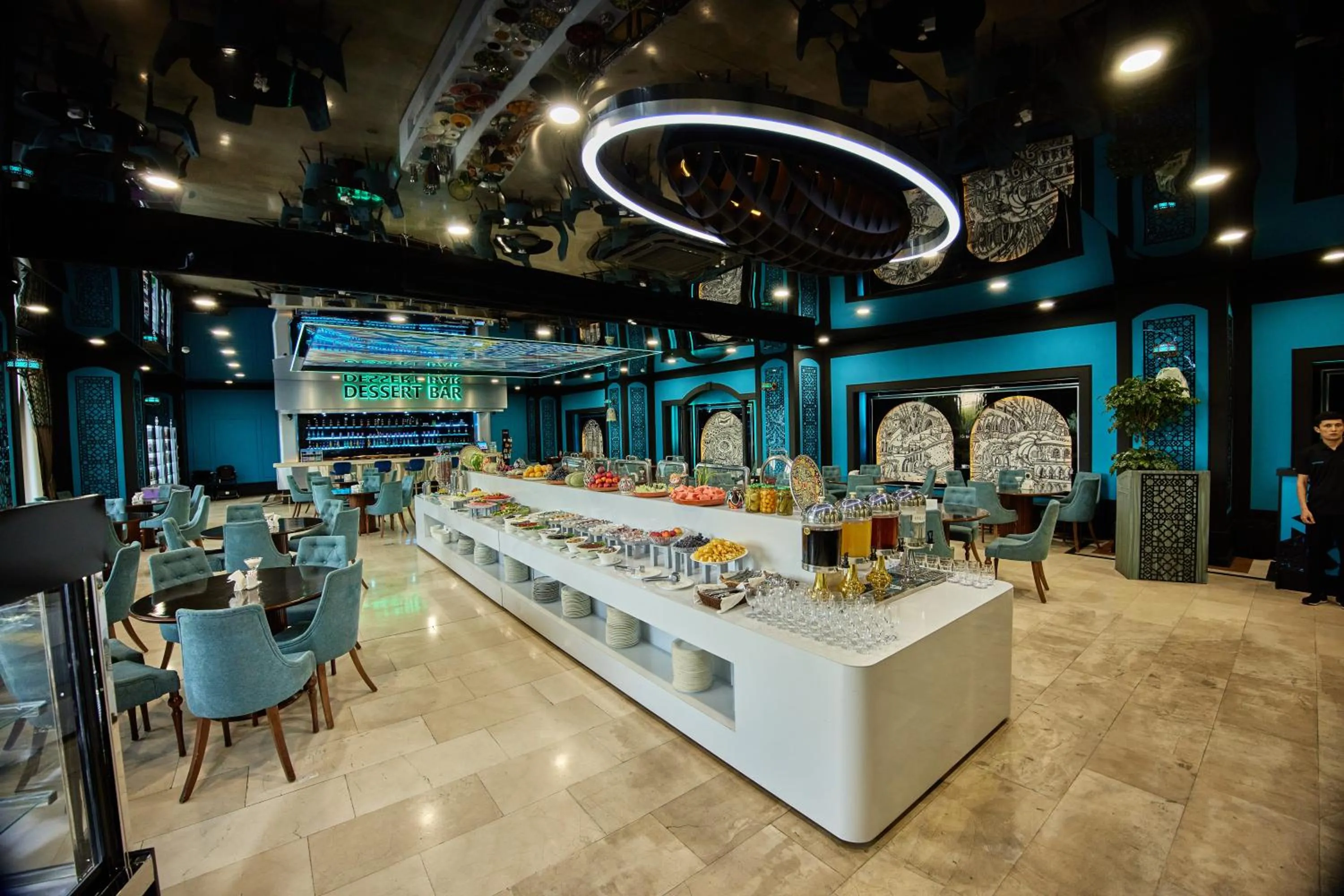 Restaurant/places to eat in Hotel Uzbekistan