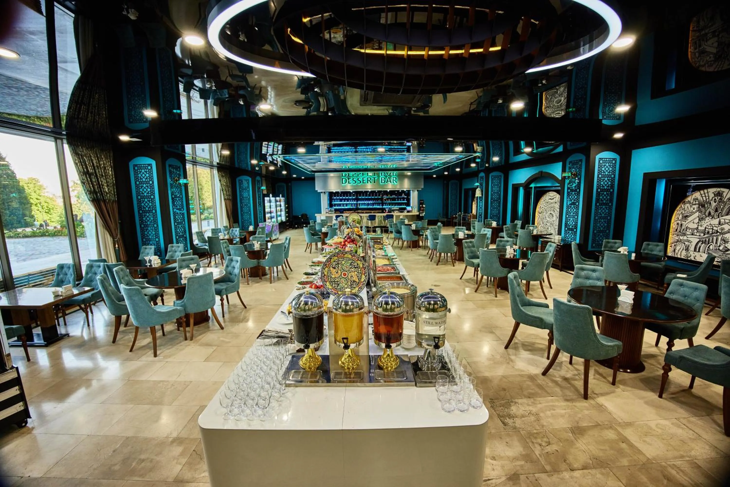 Restaurant/places to eat in Hotel Uzbekistan