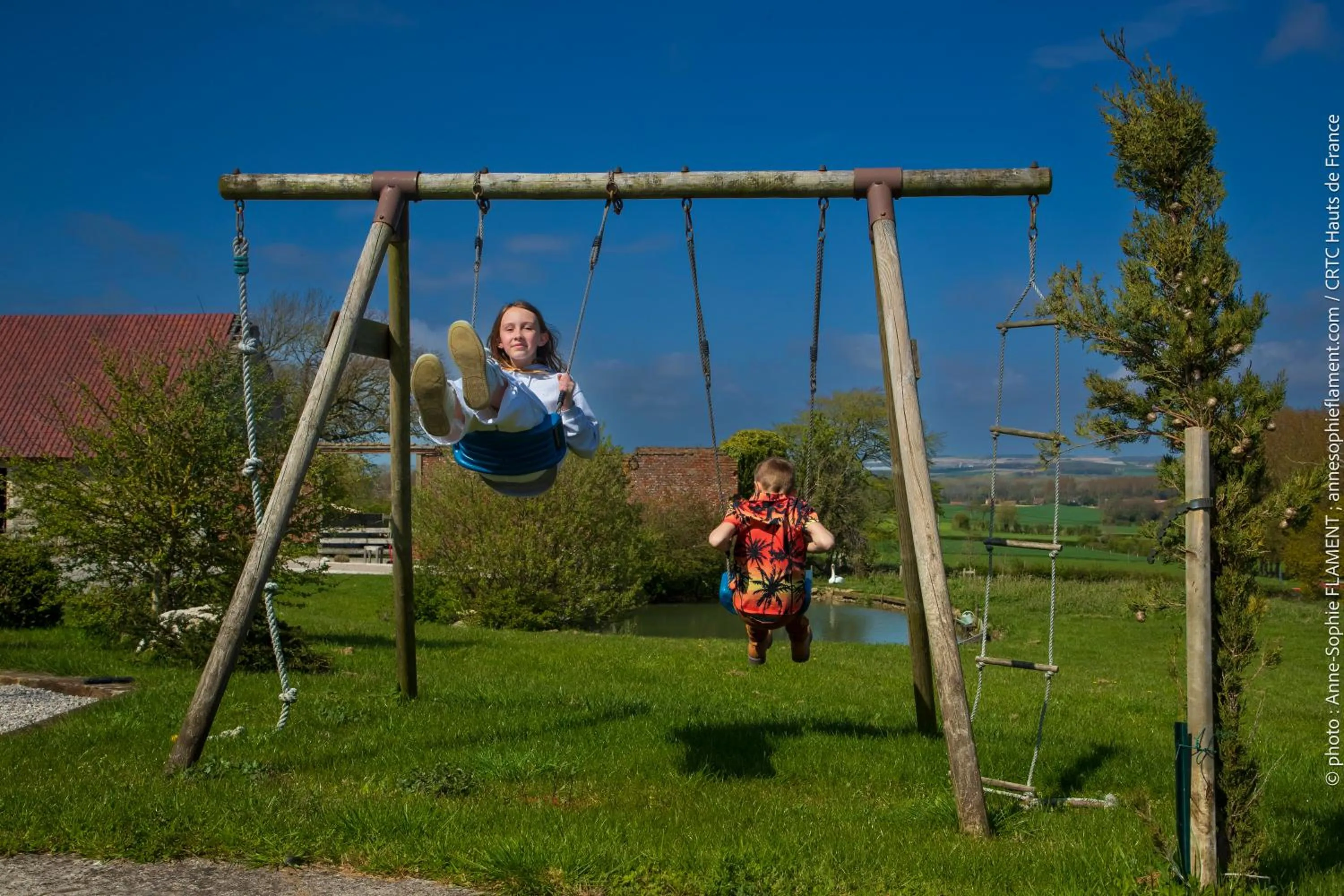 Children play ground in Alex Factory Gites et Chambres d'hôtes Côte d'Opale