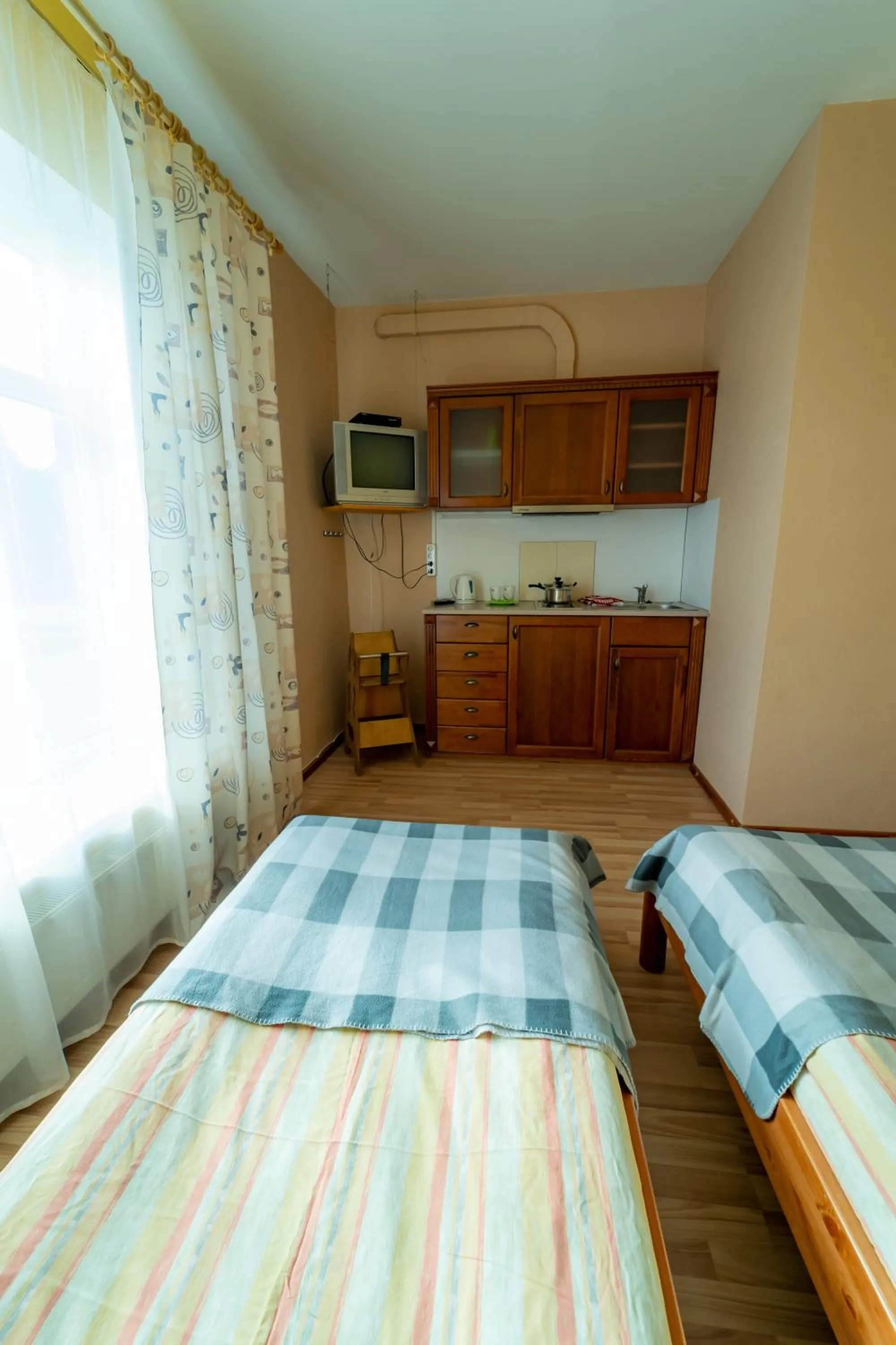 Kitchen or kitchenette, Bed in Hotel Mare & Restaurant