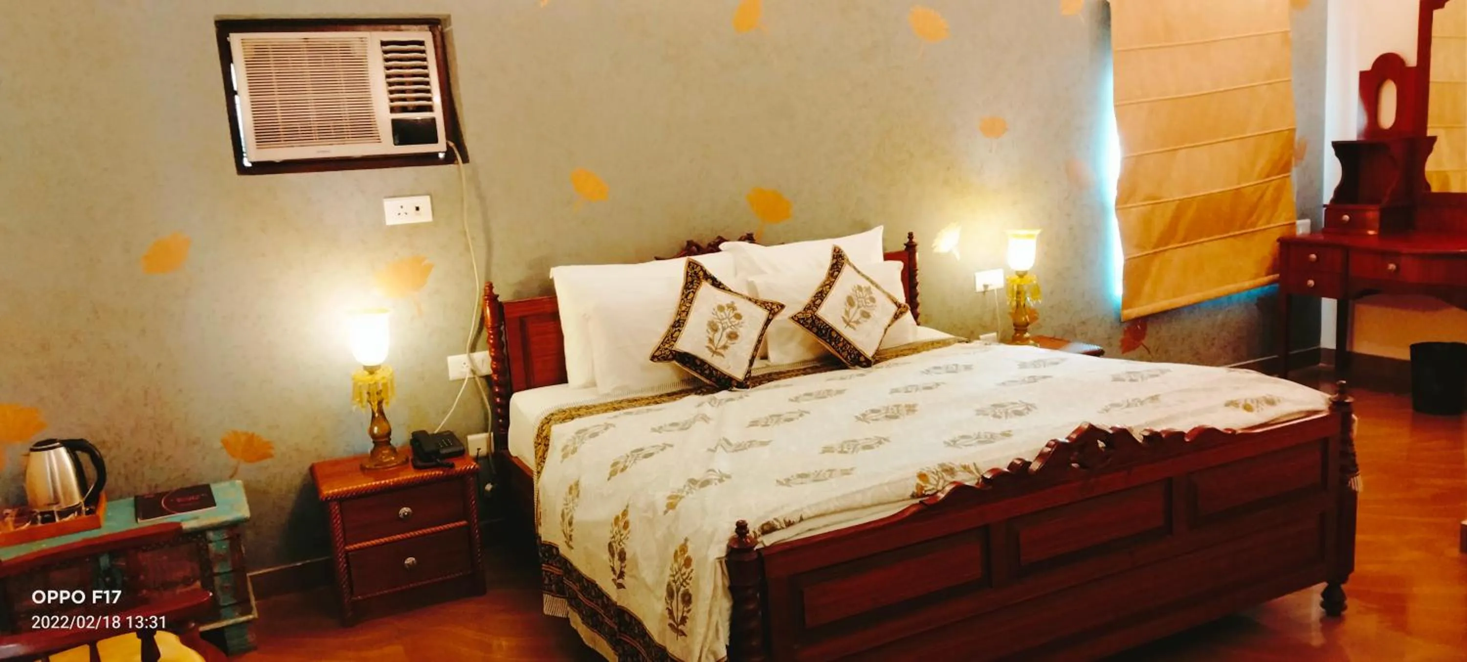 Bedroom, Bed in Vijaigarh Kothi - Heritage boutique