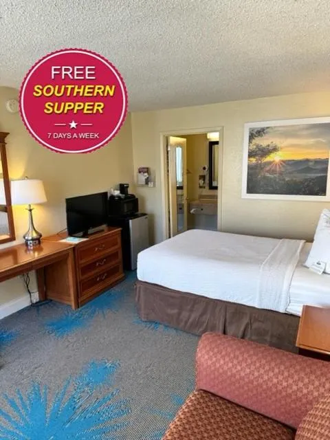 Bed in Days Inn by Wyndham Asheville West