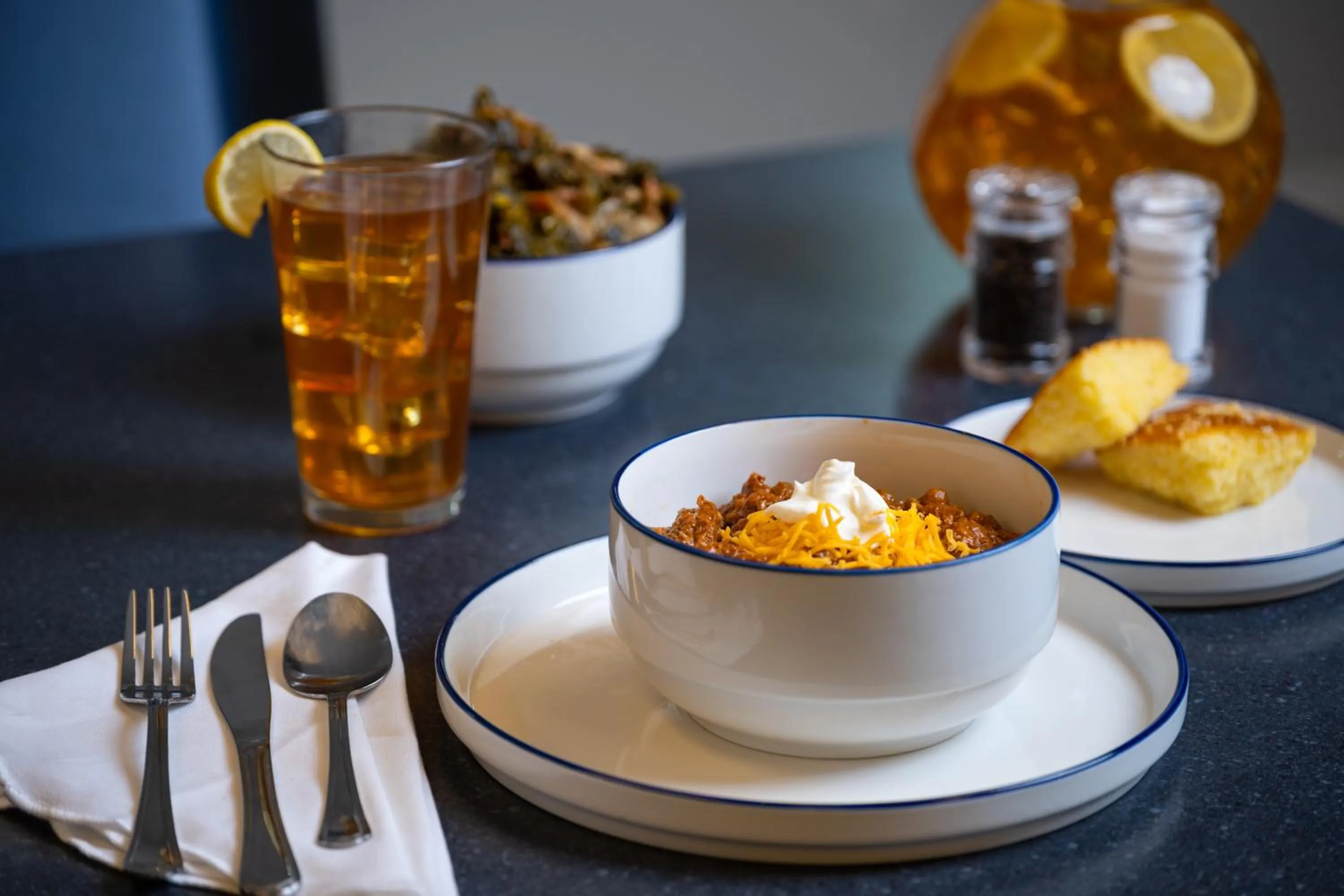 Restaurant/places to eat in Days Inn by Wyndham Asheville West