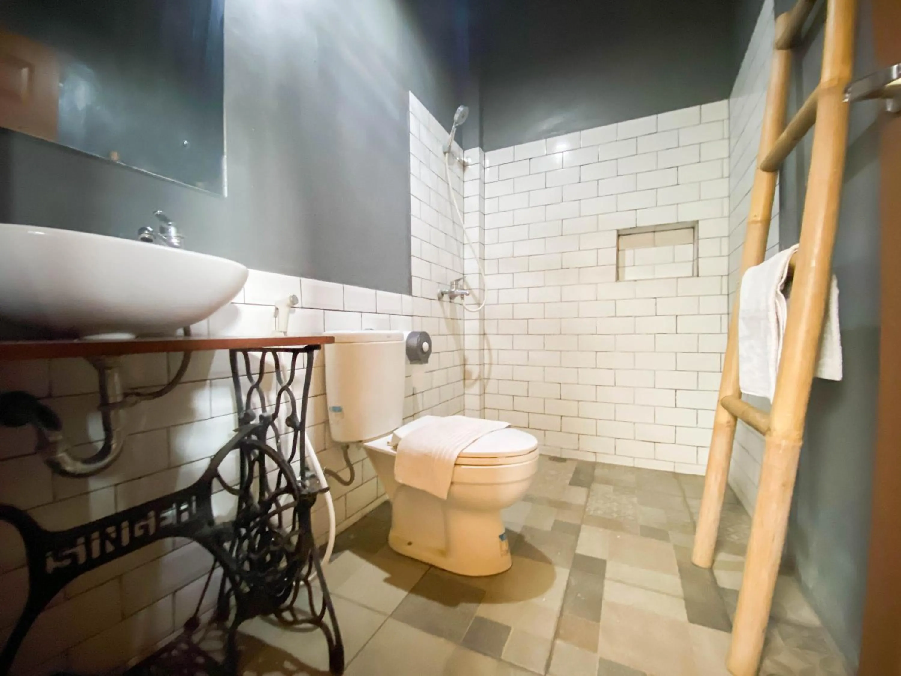 Bathroom in Hinggil Homestay Syariah Malioboro Yogya Mitra RedDoorz