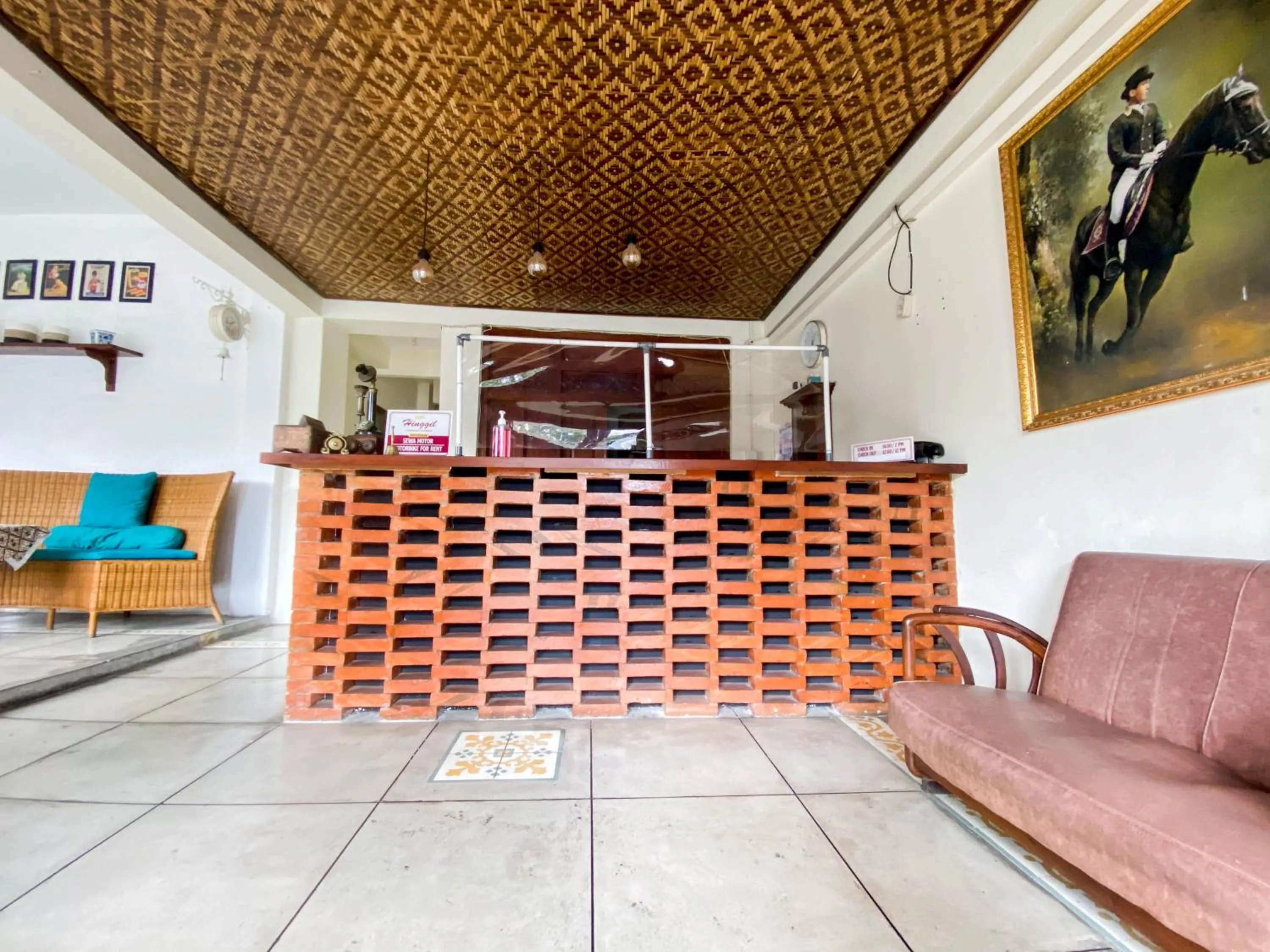 Lobby or reception in Hinggil Homestay Syariah Malioboro Yogya Mitra RedDoorz