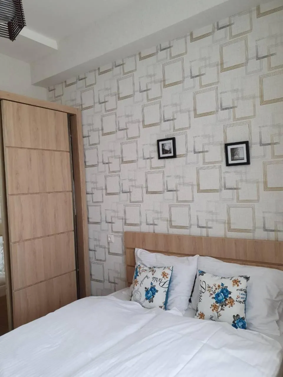 Bed in Vazi Aparthotel