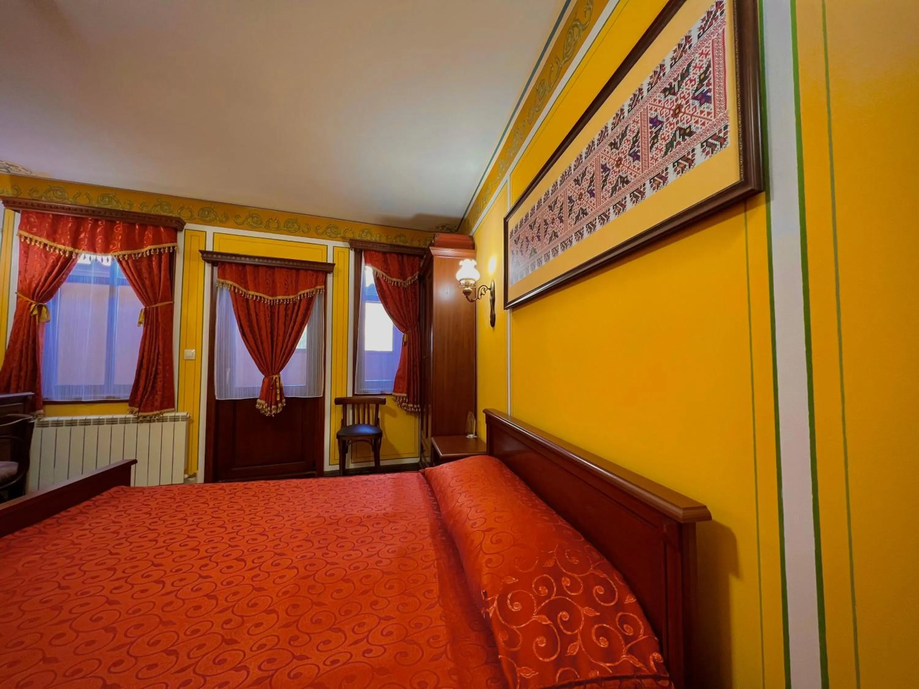 Bed in Family Hotel at Renaissance Square