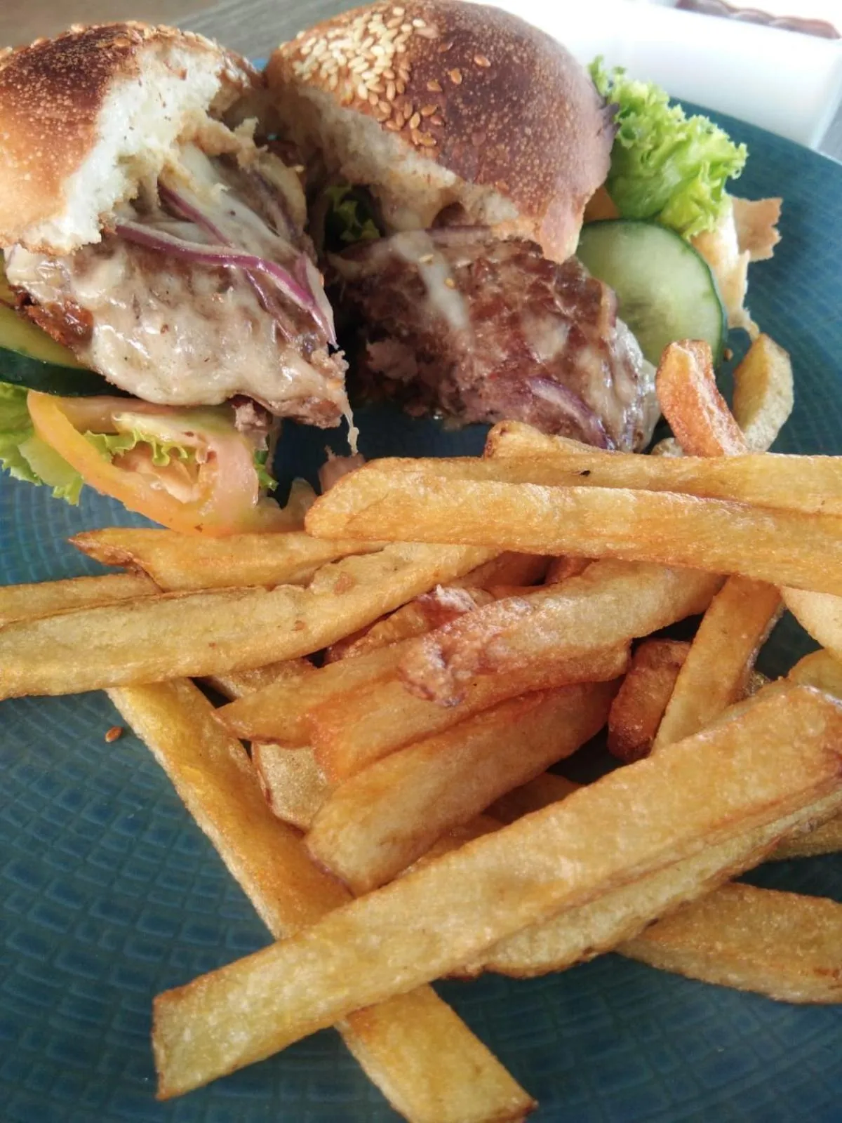 Restaurant/places to eat in The Double View Mansions Bali