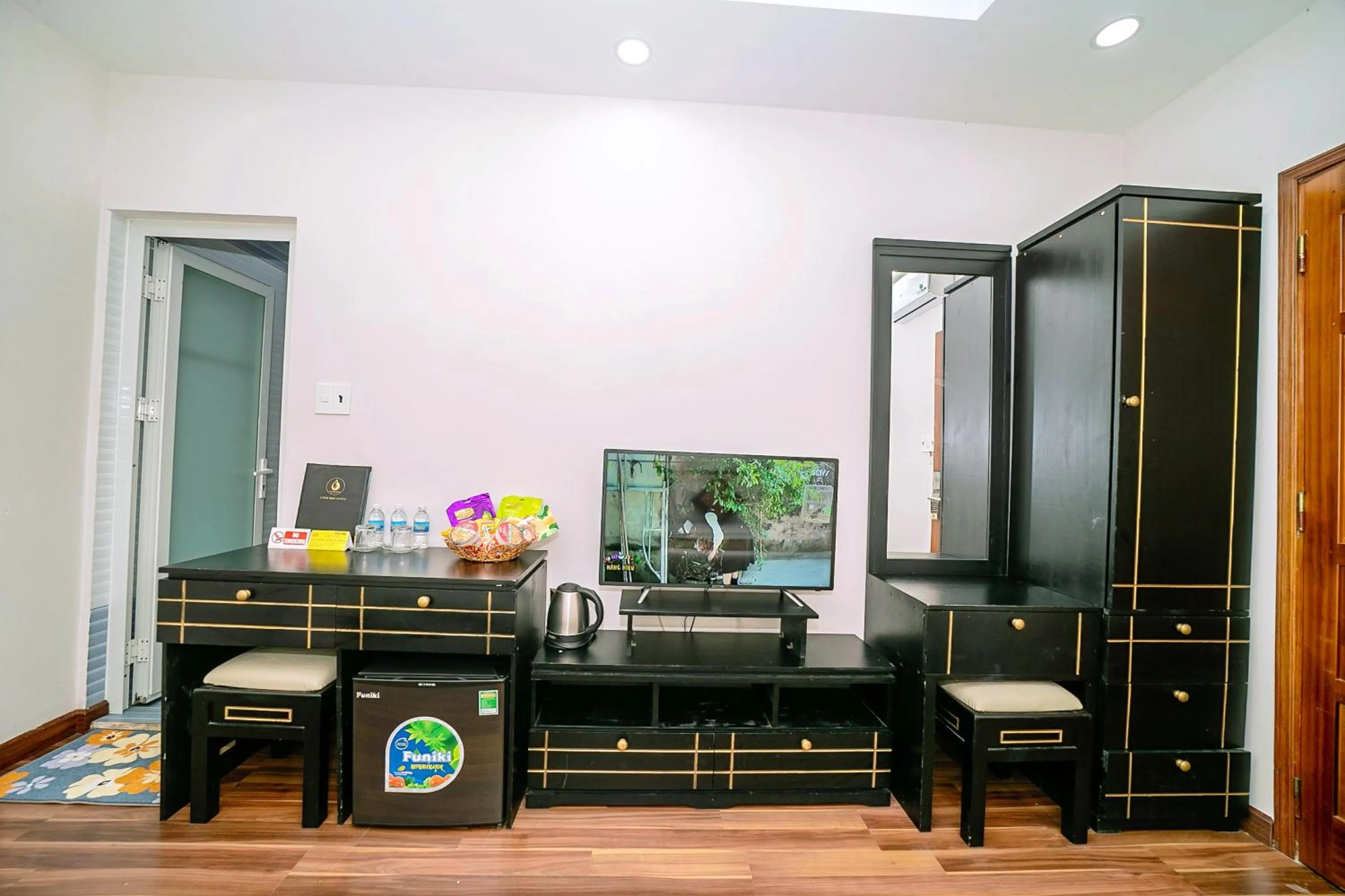 Khách sạn Vĩnh Hội