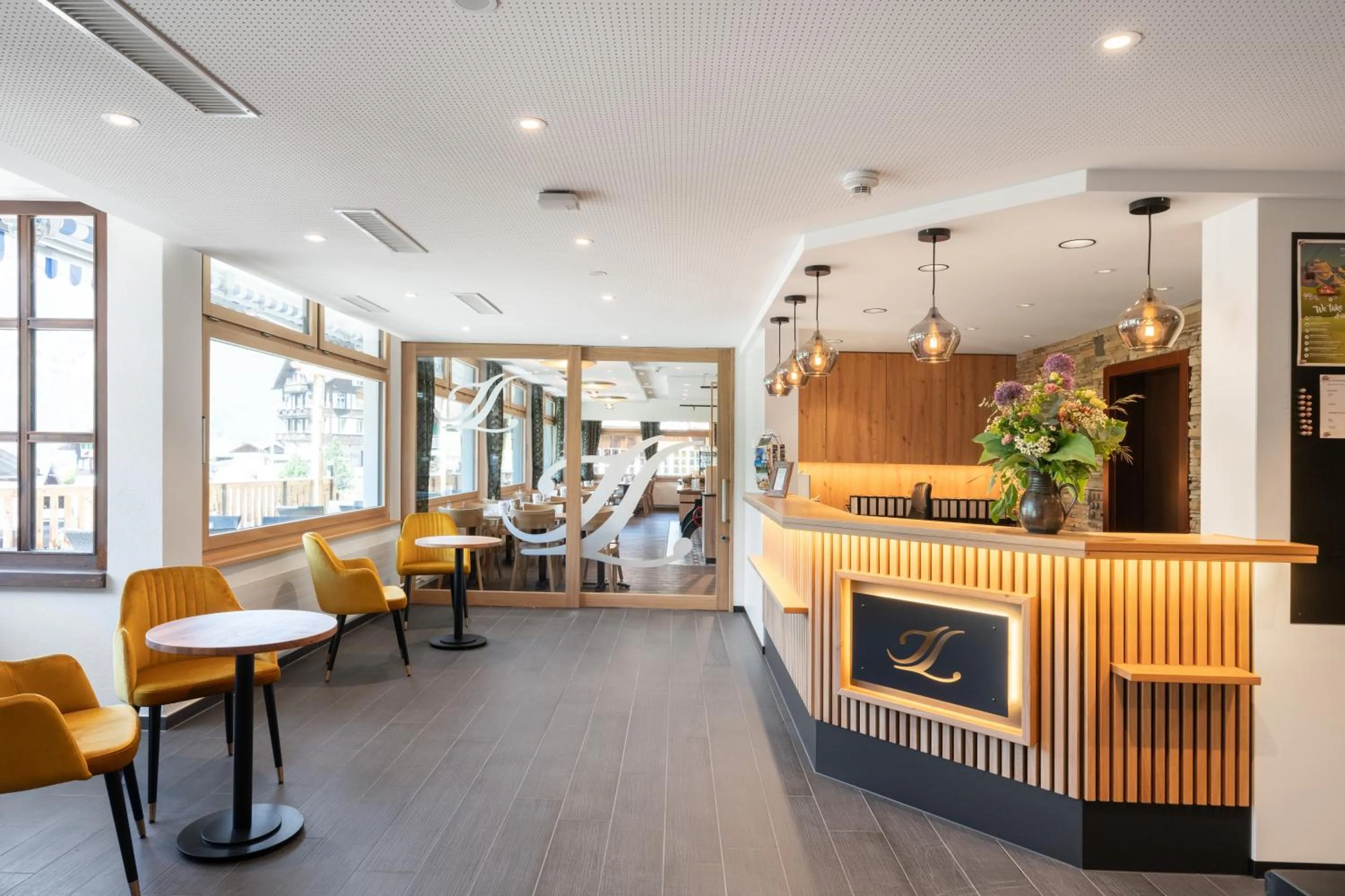 Lobby or reception in Jungfrau Lodge, Annex Crystal