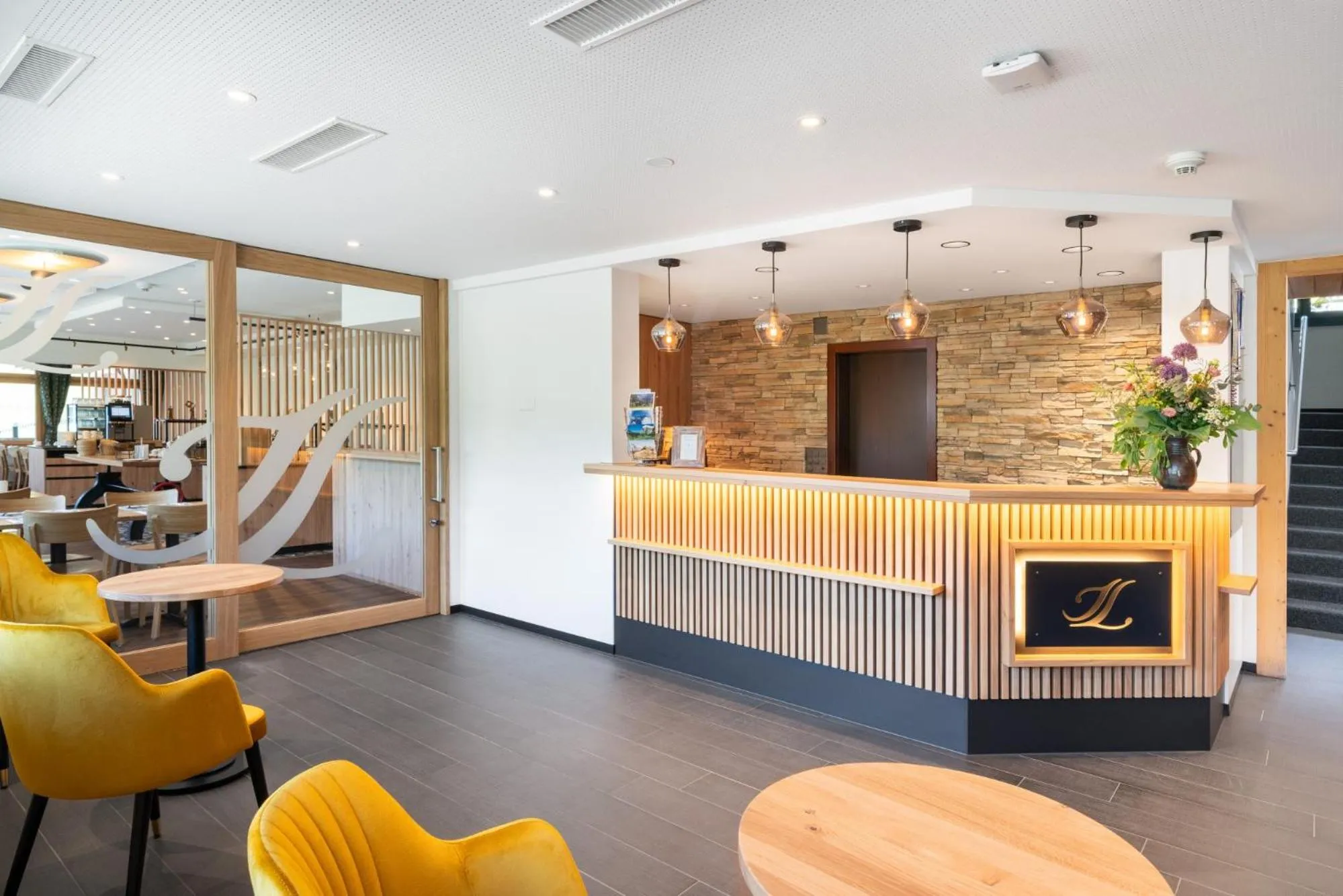 Lobby or reception in Jungfrau Lodge, Annex Crystal