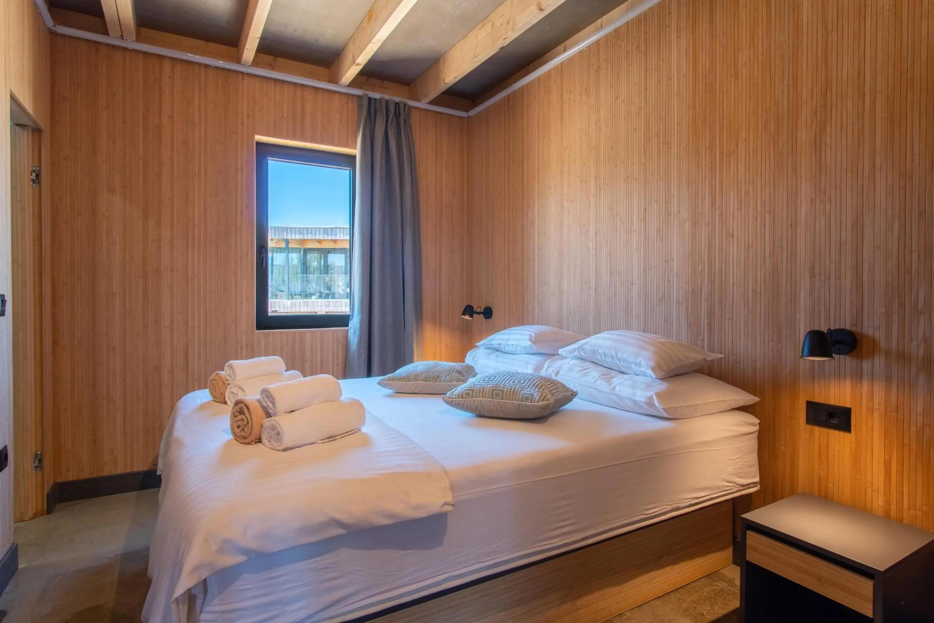 Bed in Noa Glamping Resort