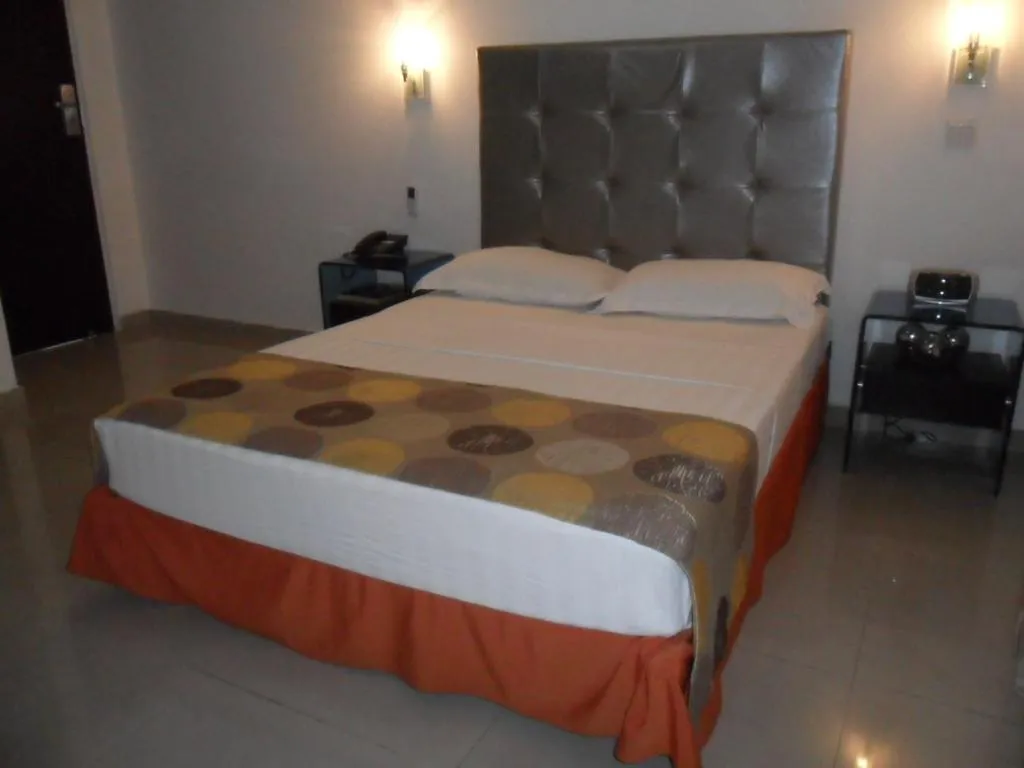 Bed in Hotel Calima Real