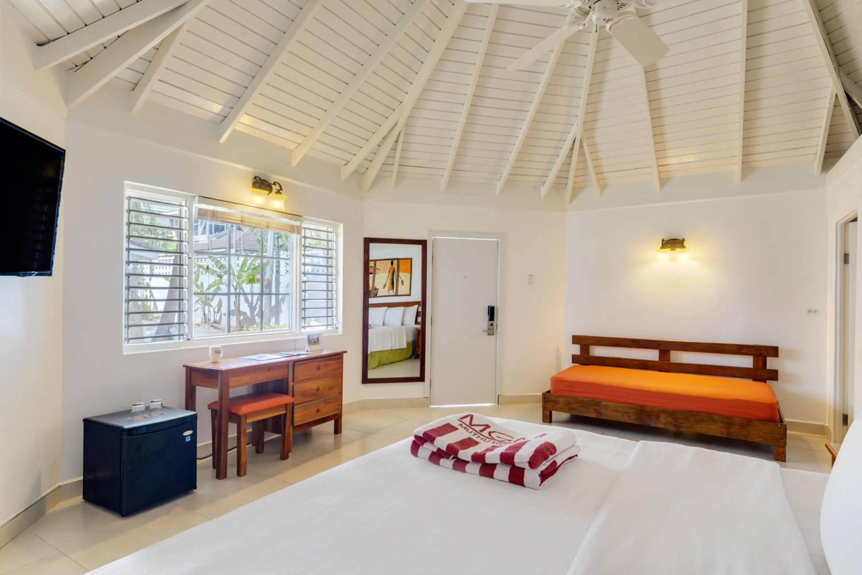 Bedroom, Bed in Grand Muthu Runaway Bay Club Caribbean