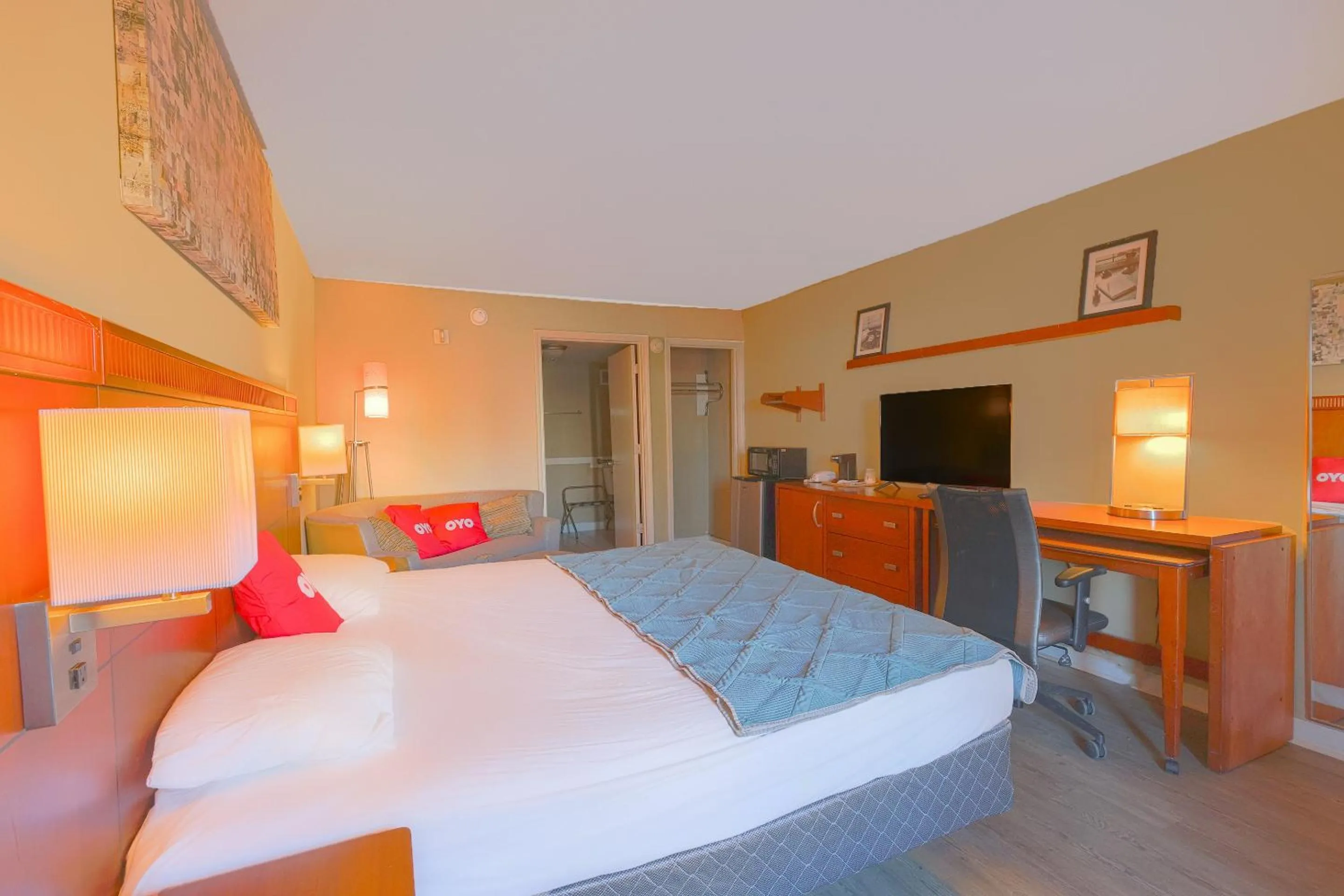 Bedroom, Bed in OYO Hotel Brownsville TN I-40