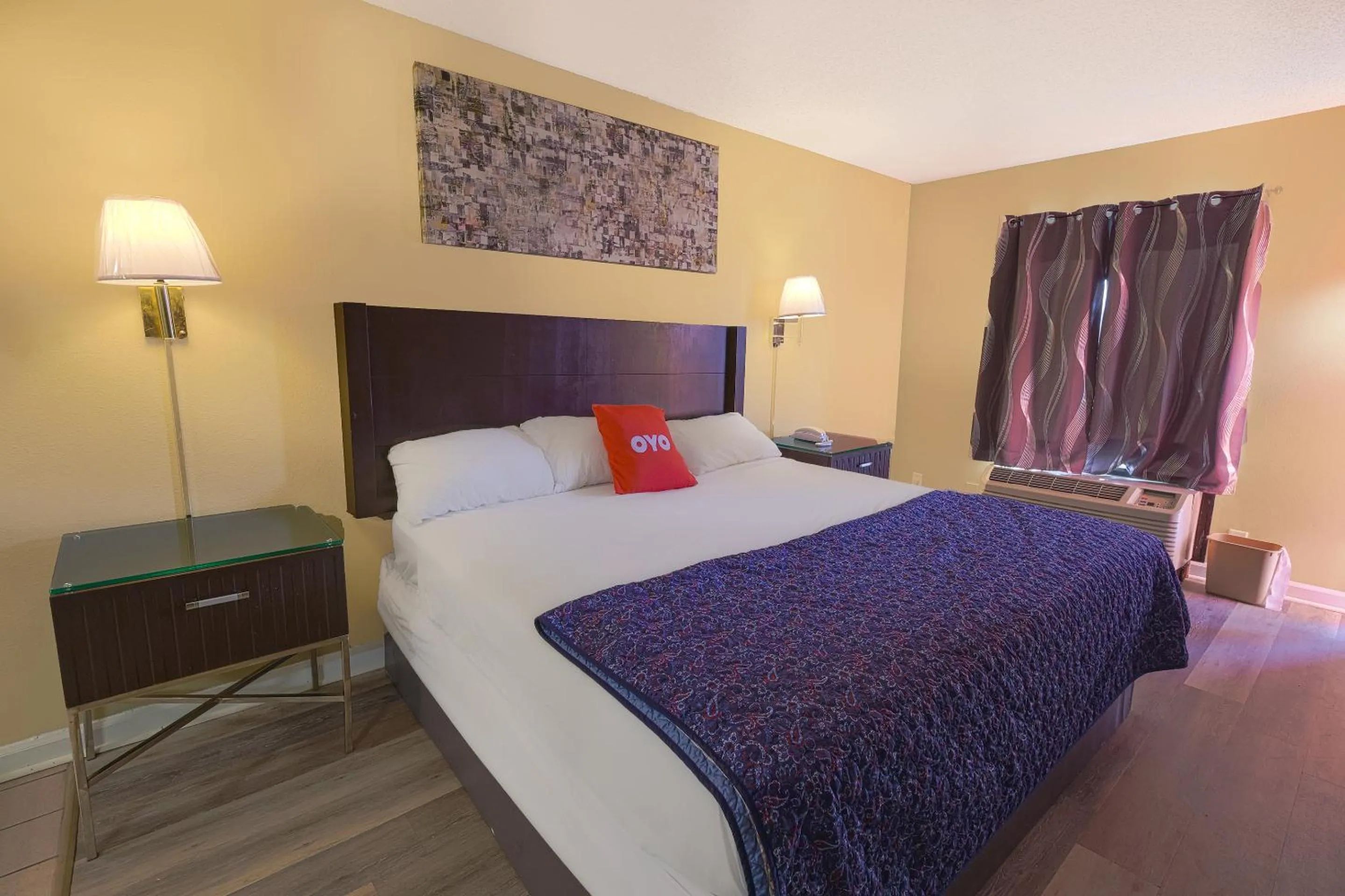 Bedroom, Bed in OYO Hotel Brownsville TN I-40