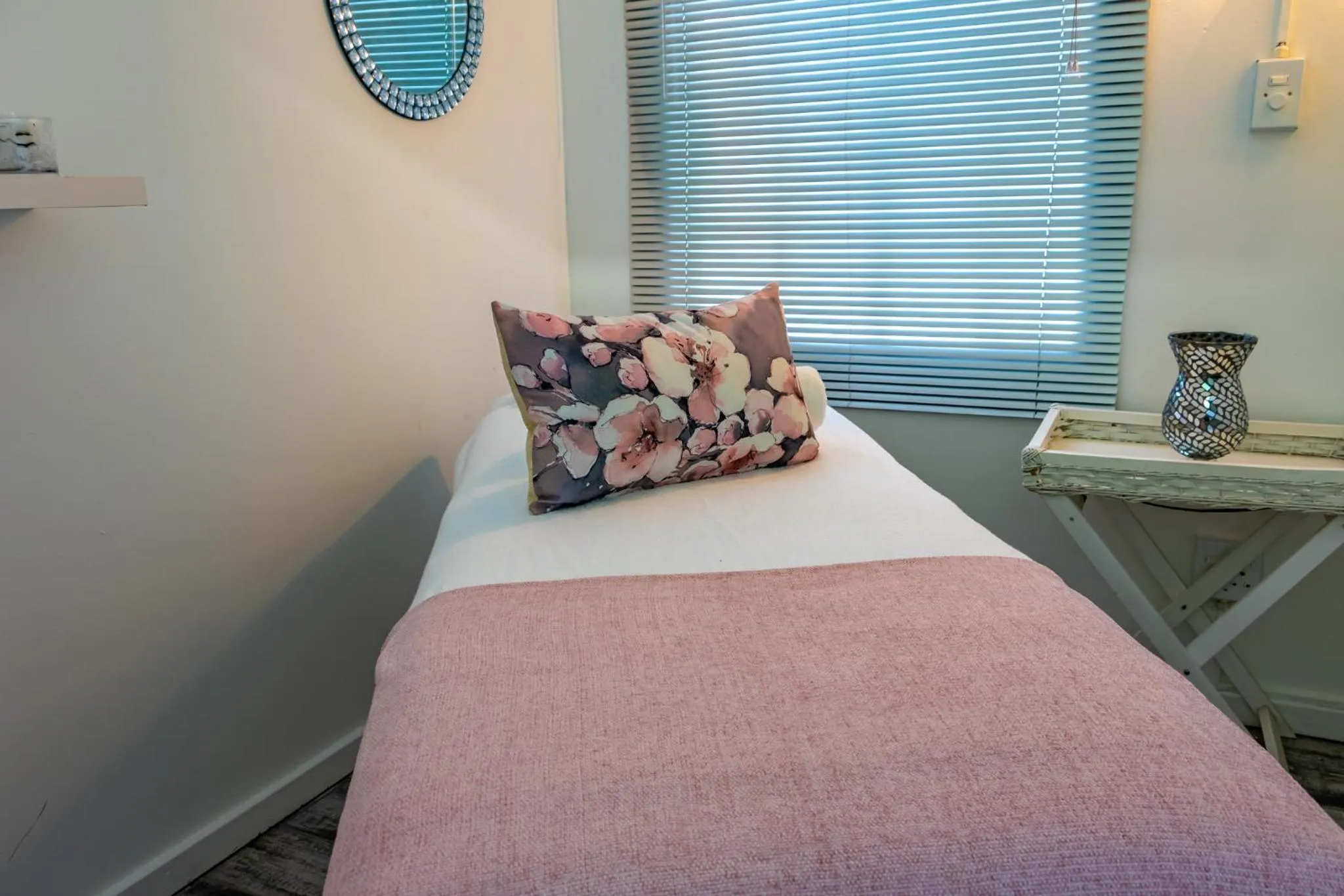 Spa and wellness centre/facilities, Bed in Little Pilgrims Boutique Hotel