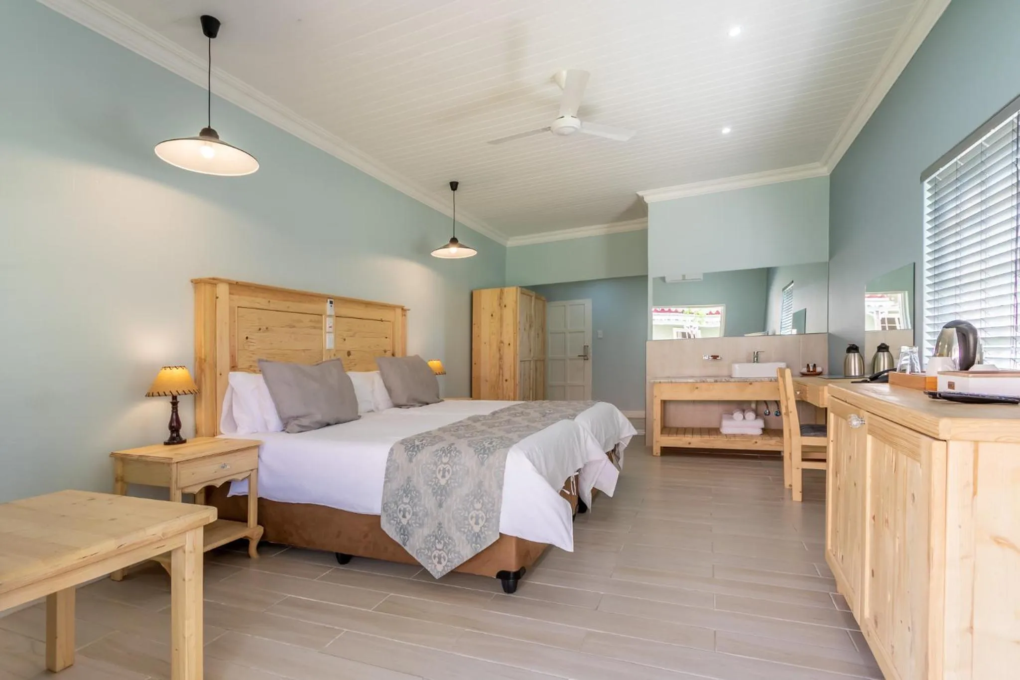 Bedroom, Bed in Little Pilgrims Boutique Hotel