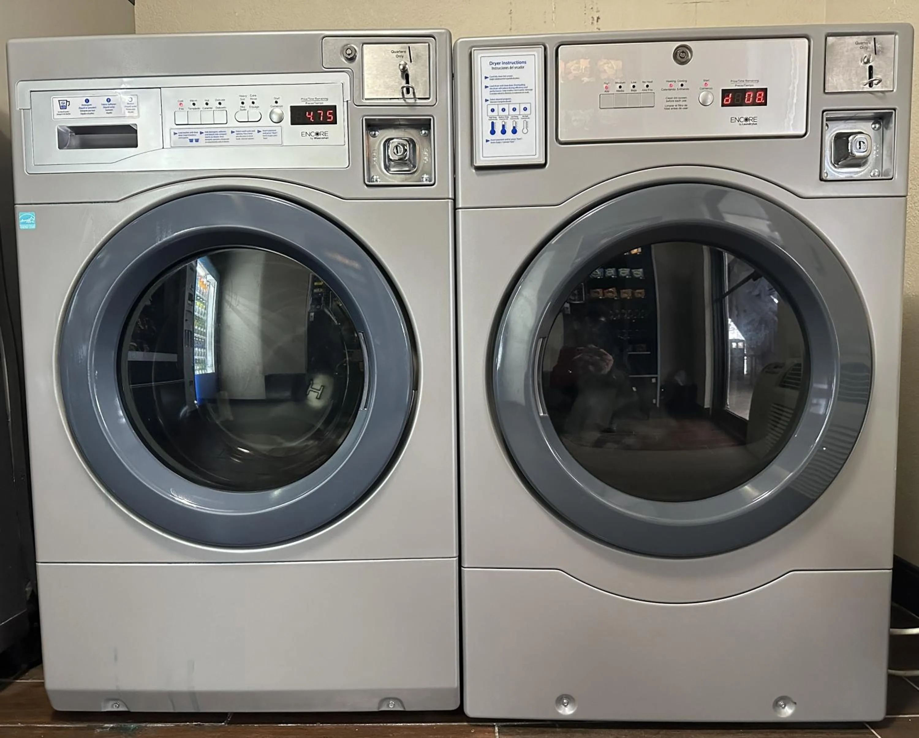 laundry in Red Roof Inn Rochester - Henrietta