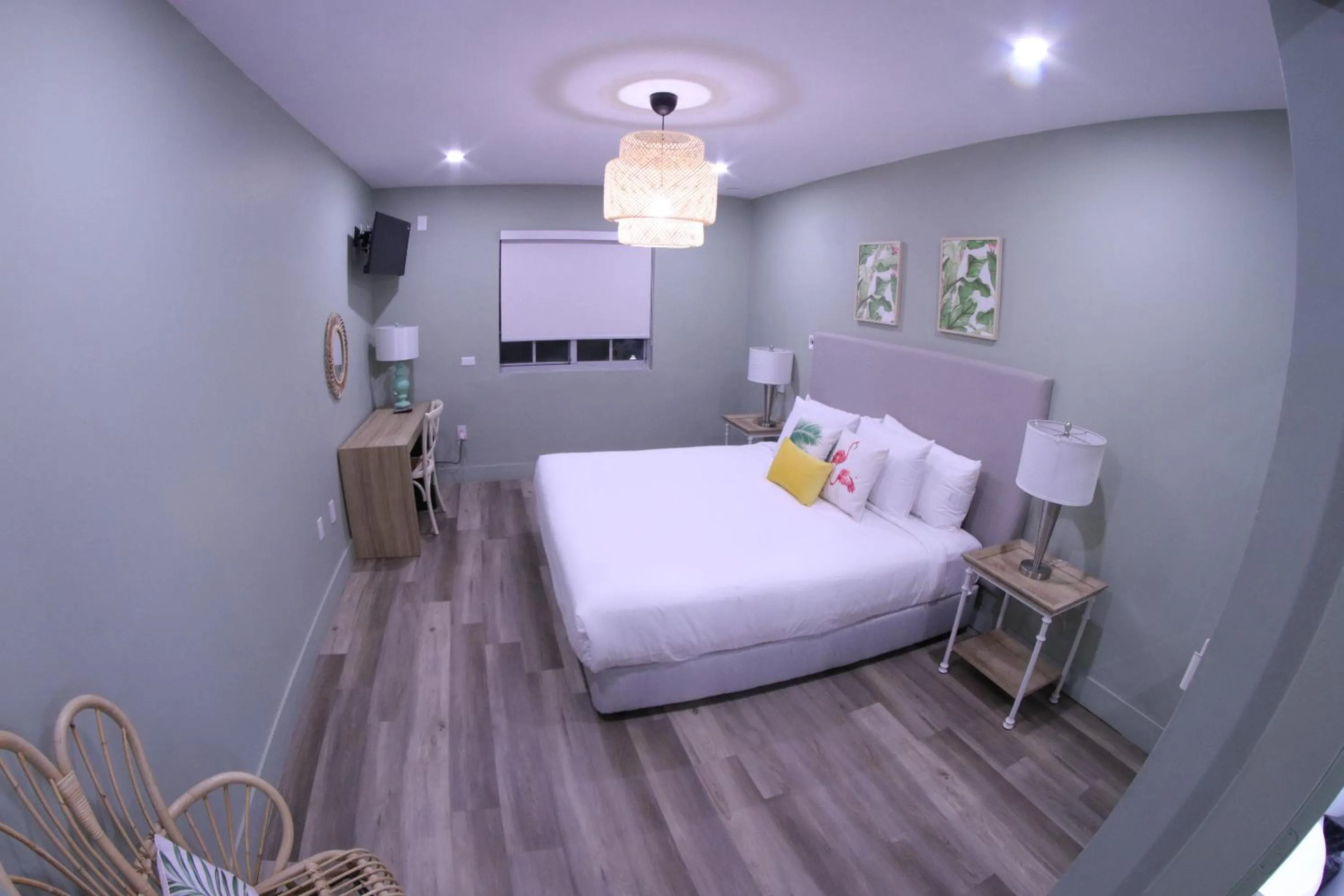 TV and multimedia, Bed in Harrison on the Beach