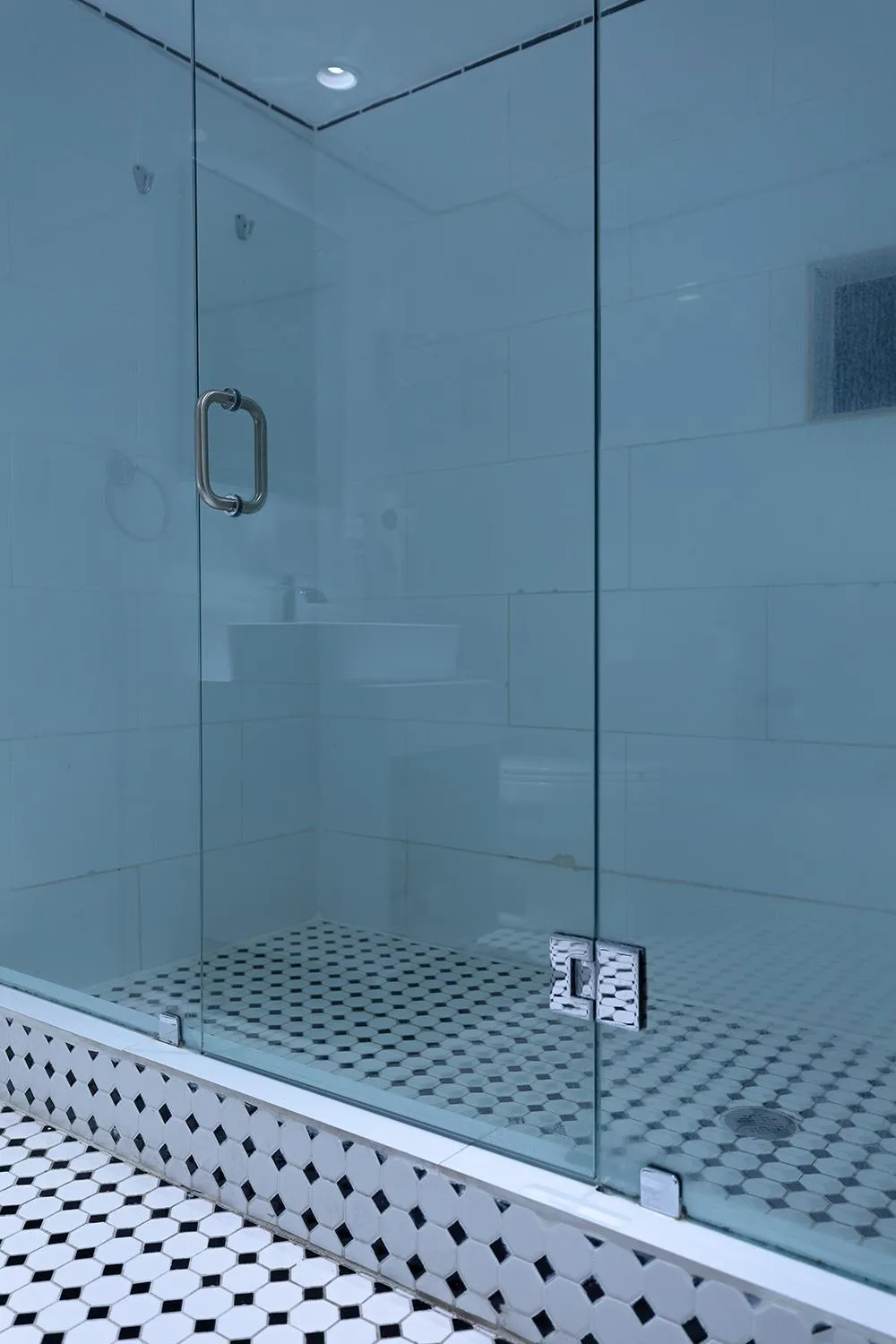 Bathroom in Harrison on the Beach