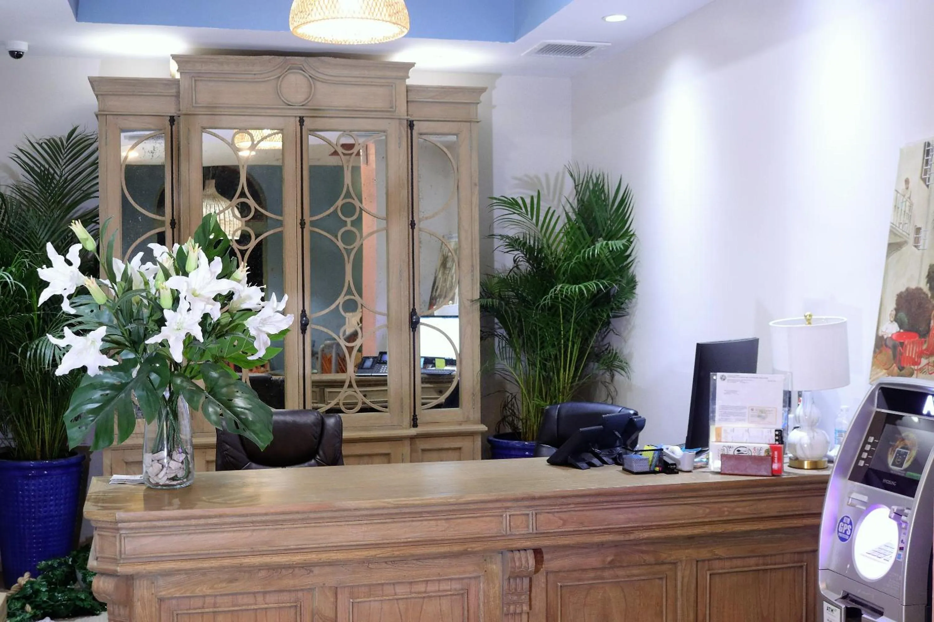 Lobby or reception in Harrison on the Beach