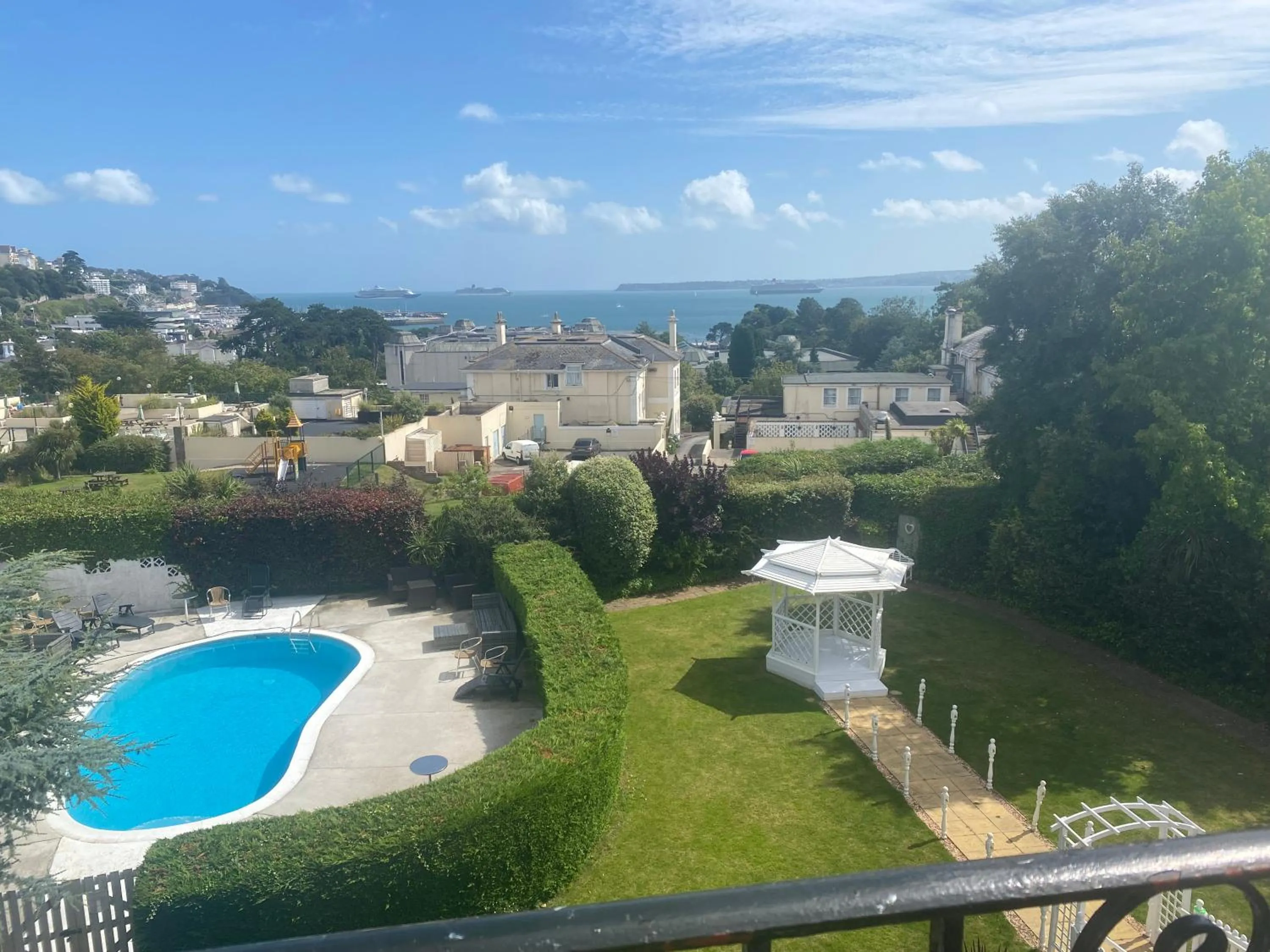 Garden view in Nethway Hotel