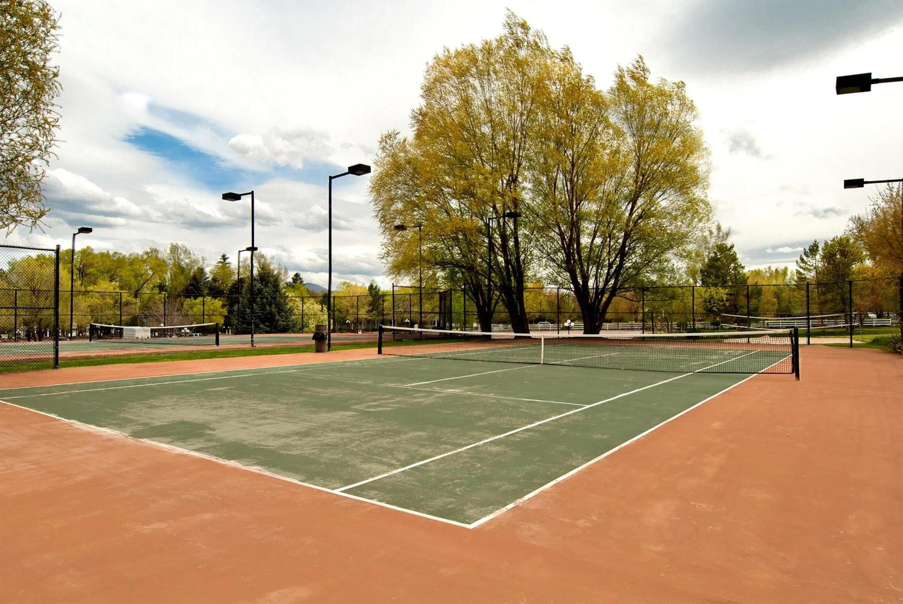 Tennis court in Zermatt Utah Resort & Spa Trademark Collection by Wyndham