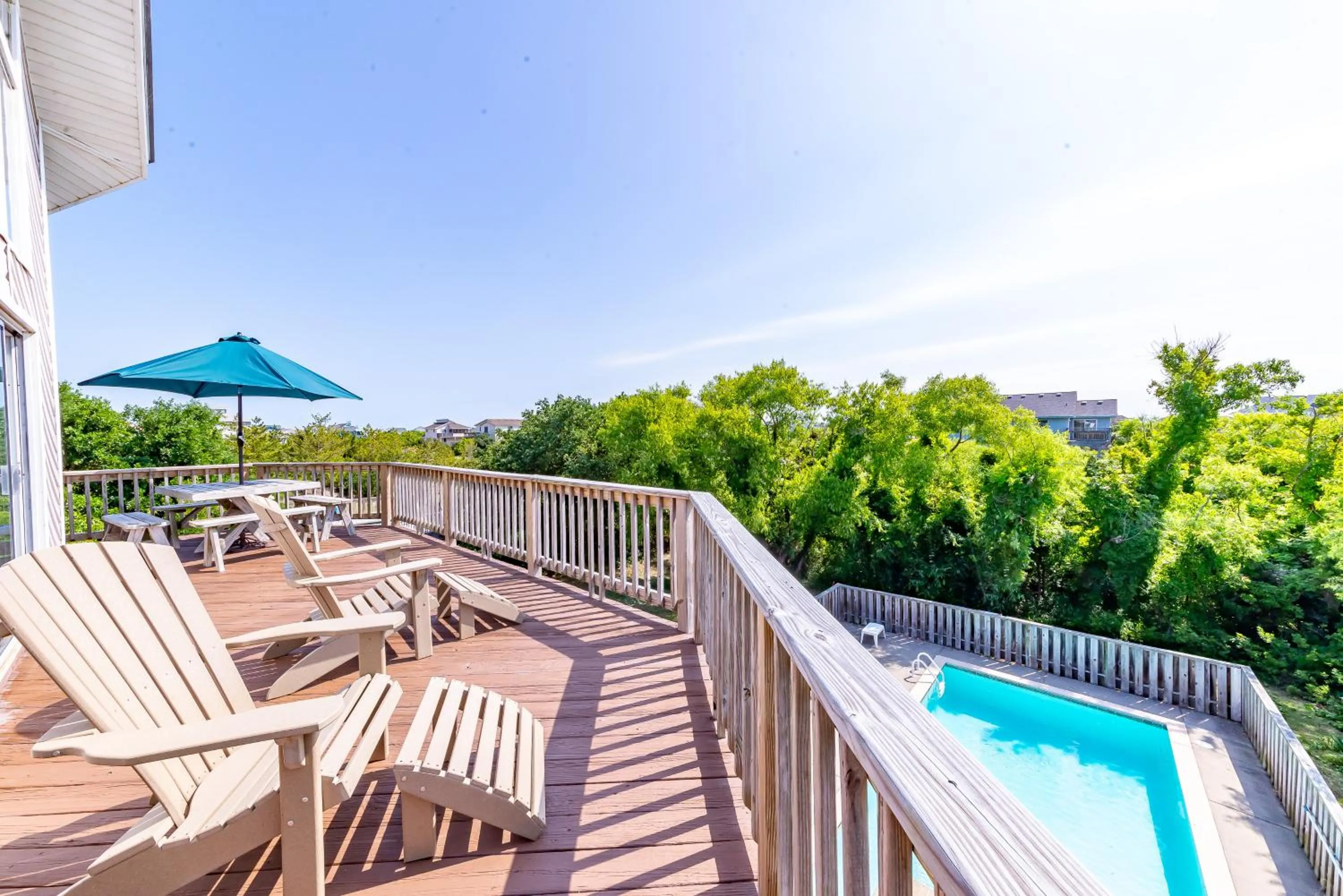 Keepsake - Corolla, Whalehead, 435 Yds to Beach, Pool w/Kiddie Pool, Hot Tub, Pets OK, Flex Stays