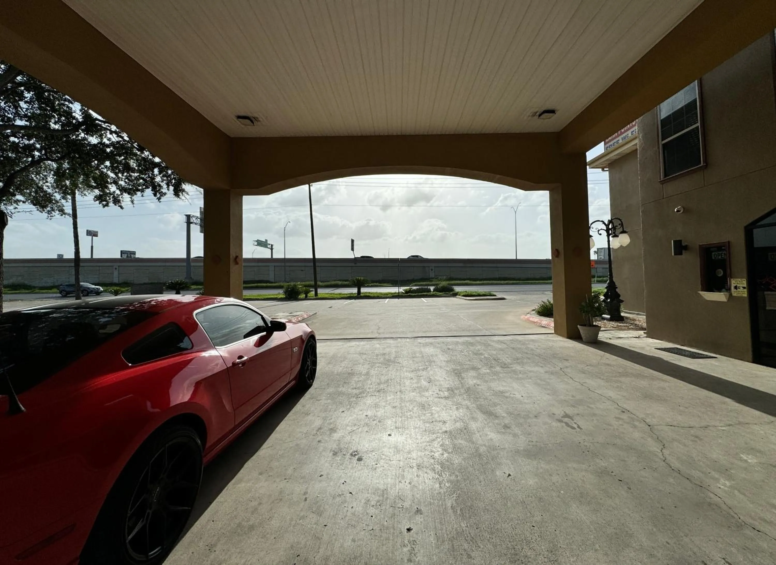 Facade/entrance in Texas Inn and Suites City Center at University Dr.