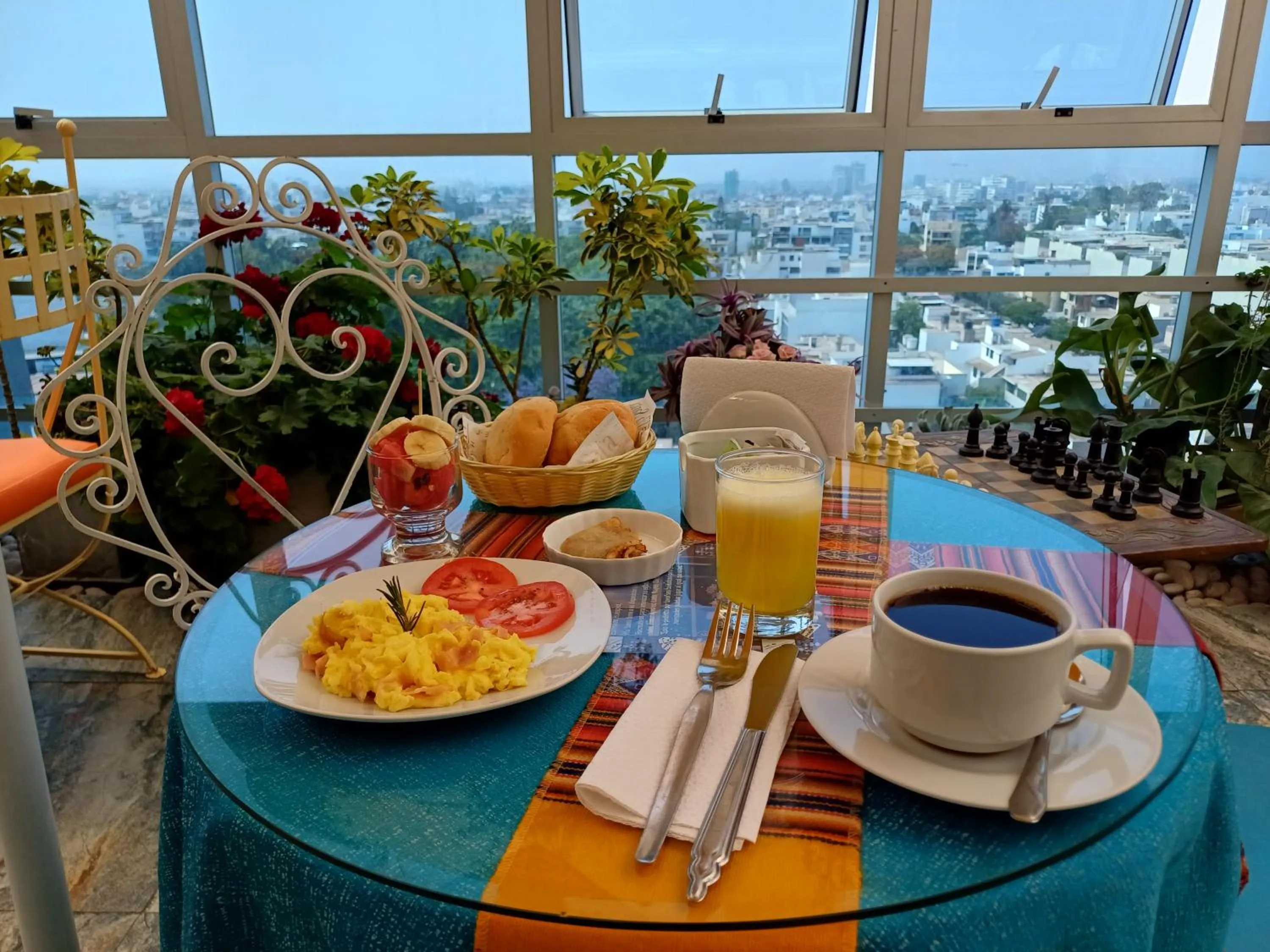 Restaurant/places to eat in Hotel Vila Santa