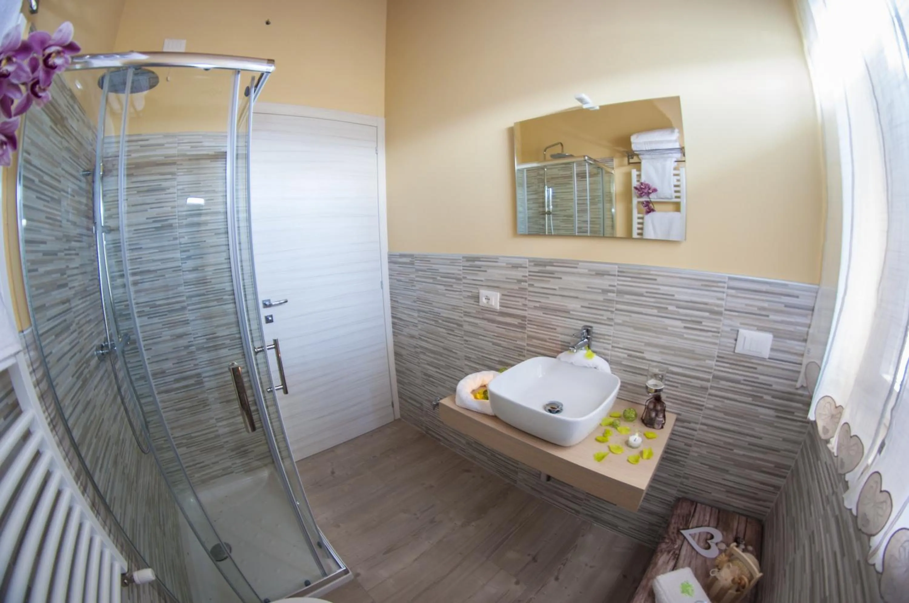 Bathroom in Cataleya Resort & Spa