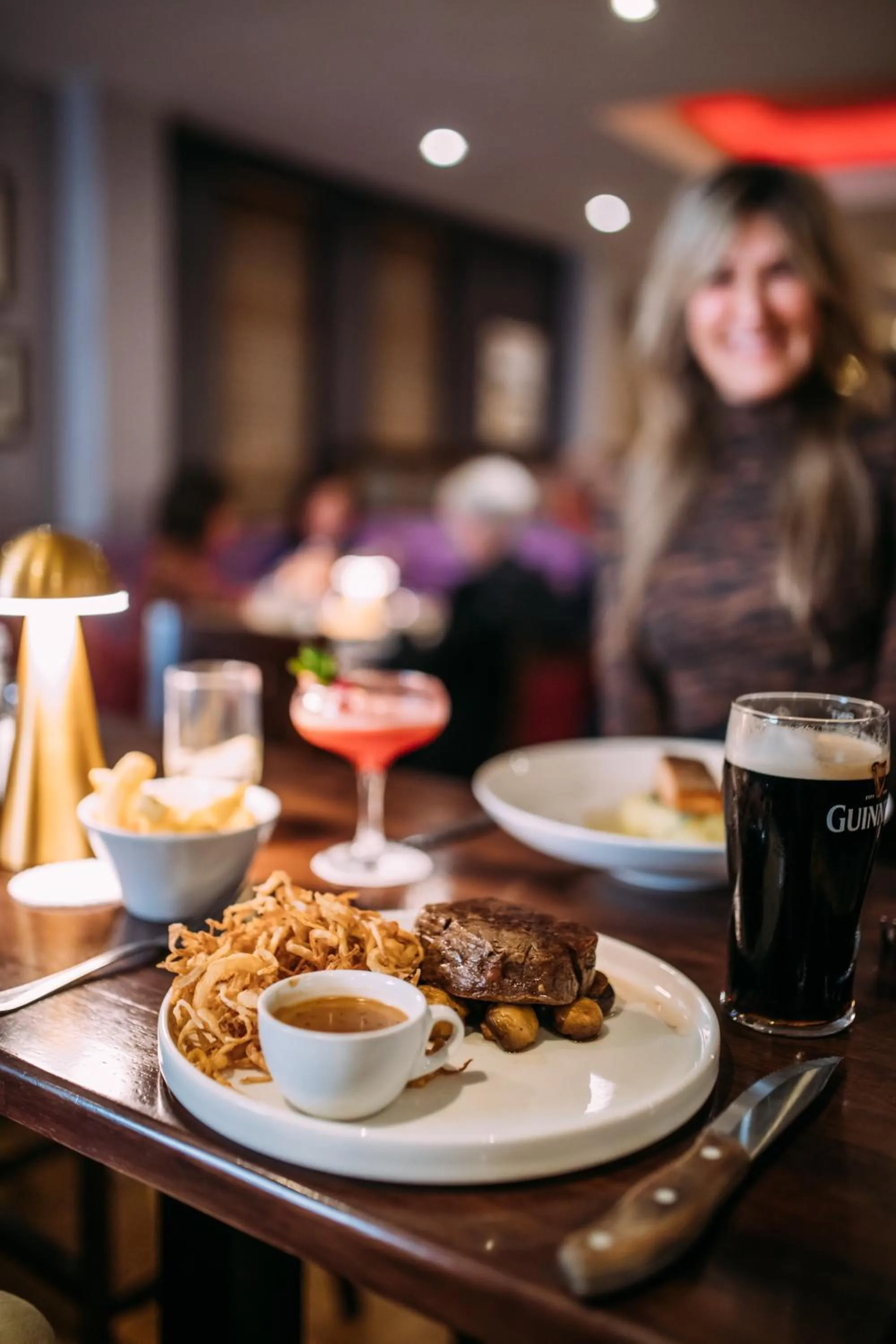 Restaurant/places to eat in The Valley Hotel & Carriage Gardens