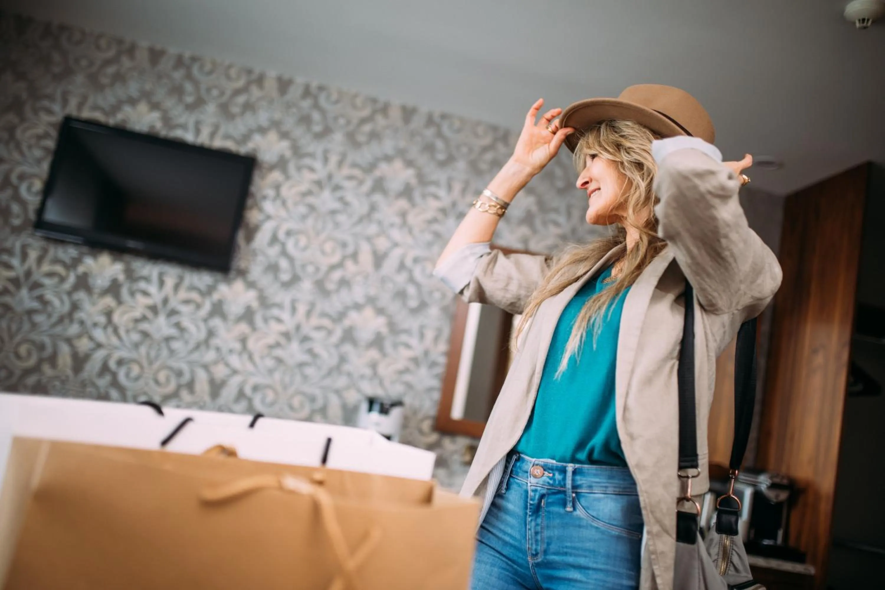 People in The Valley Hotel & Carriage Gardens