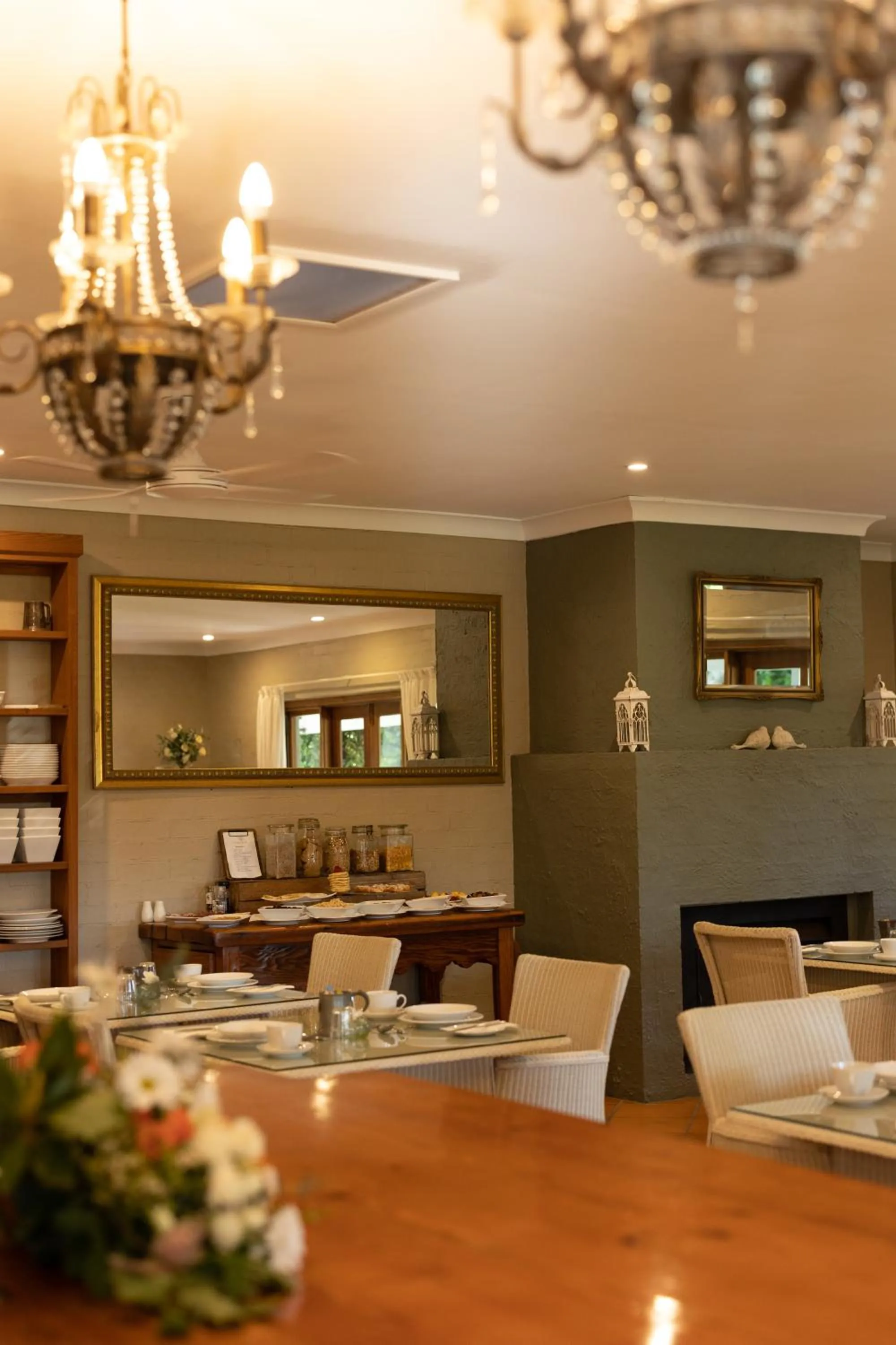 Communal kitchen in Thistle Hill Guesthouse - walk to many wineries and restaurants