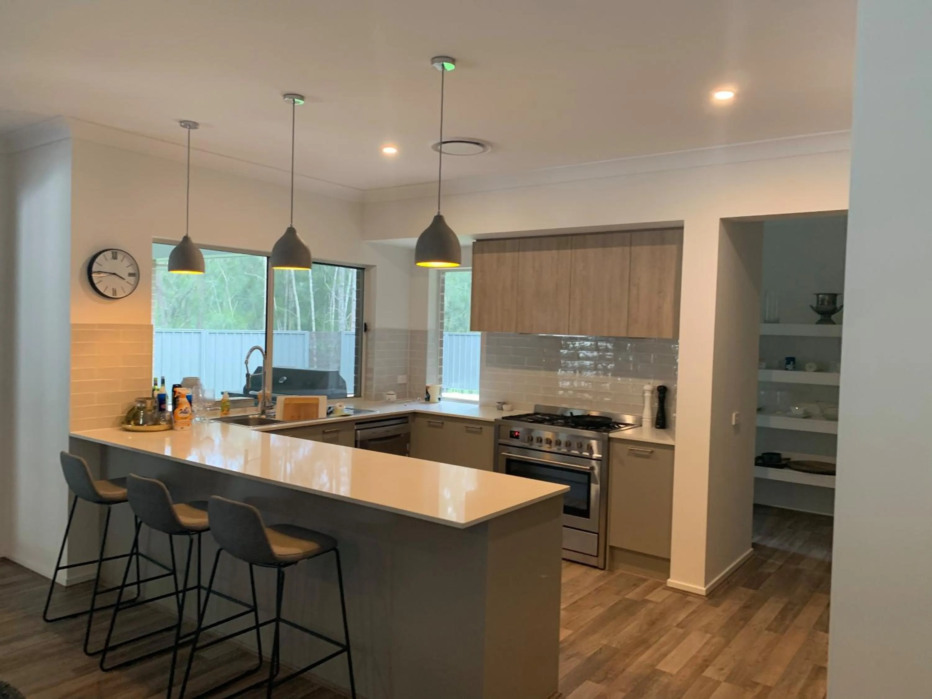 Kitchen or kitchenette in Thistle Hill Guesthouse - walk to many wineries and restaurants