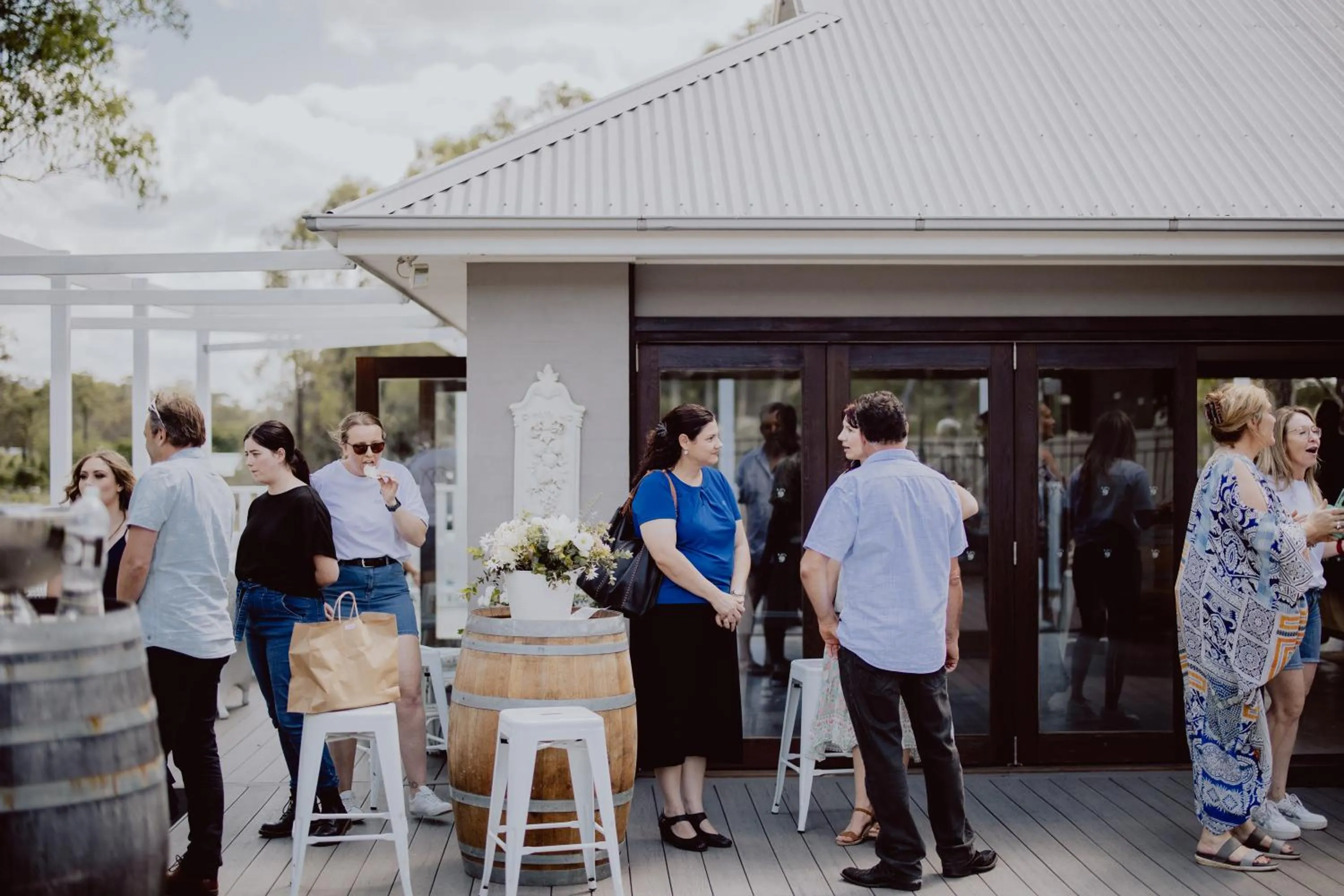 Thistle Hill Guesthouse - walk to many wineries and restaurants