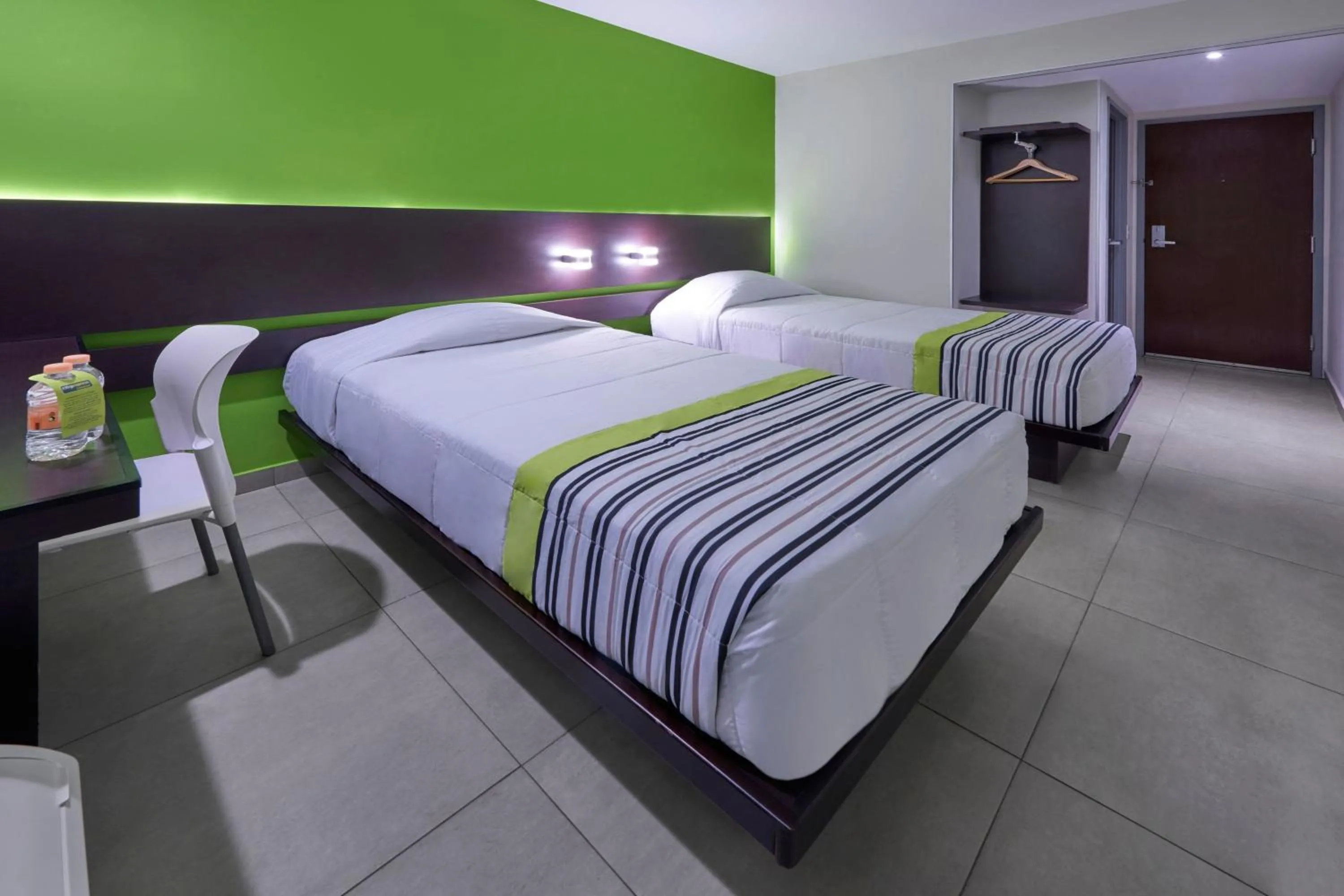 Bedroom, Bed in City Express Junior by Marriott Cancun