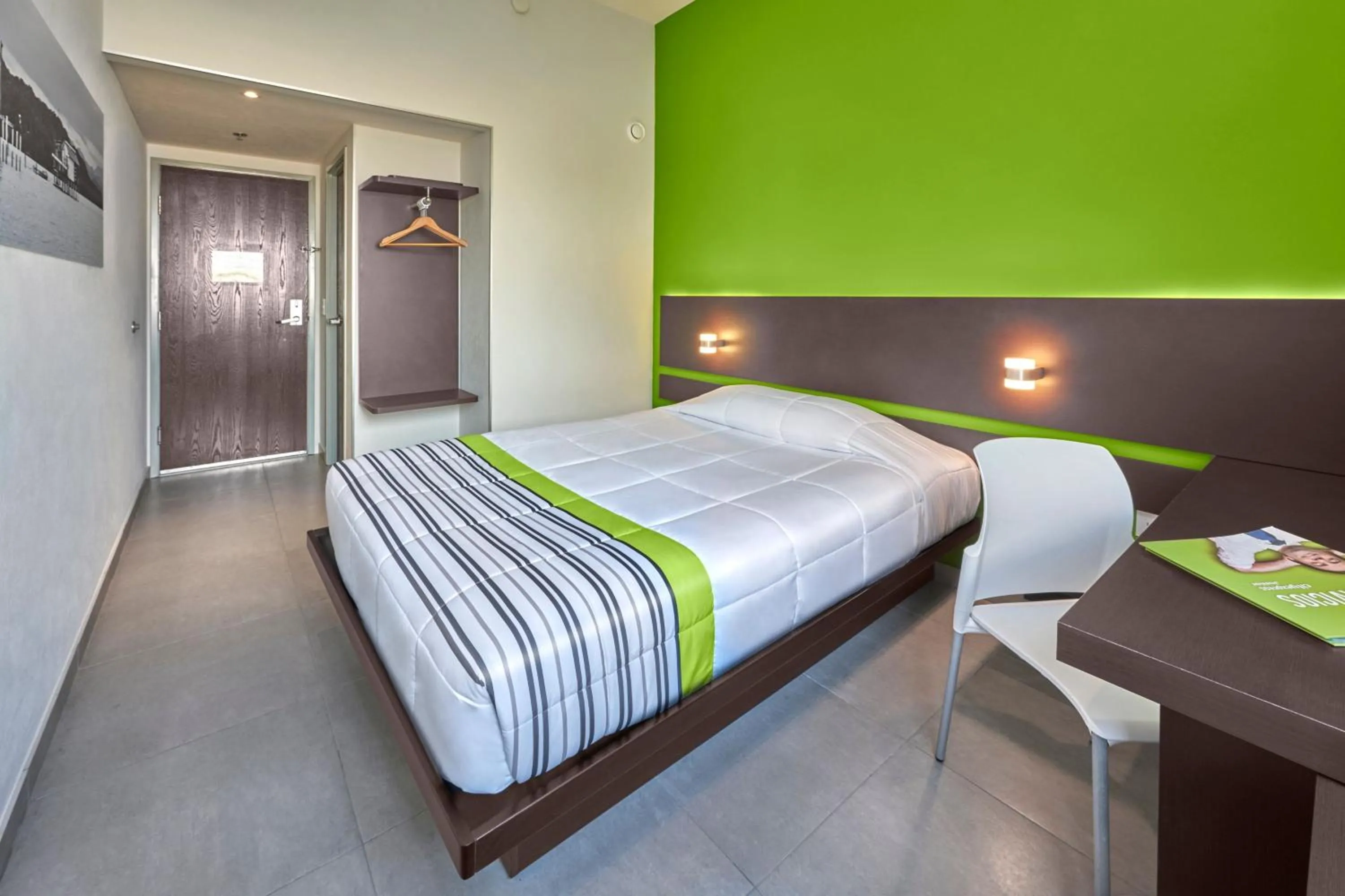 Bedroom, Bed in City Express Junior by Marriott Cancun