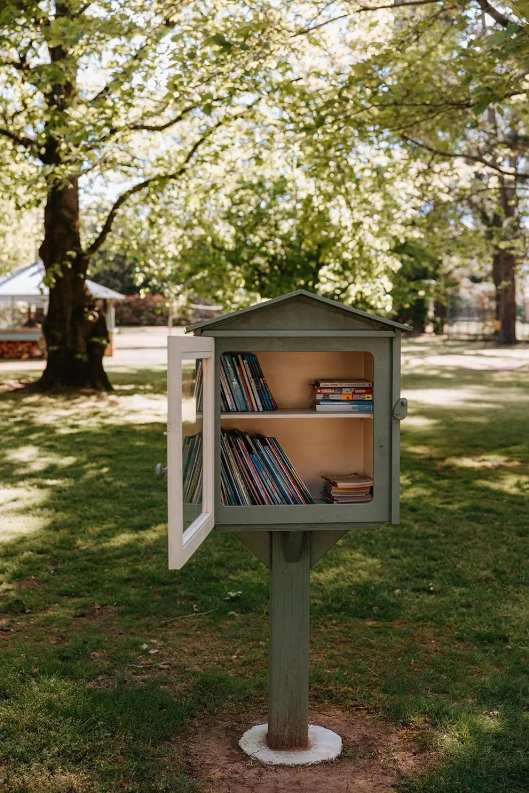 Library in Federation Gardens & Possums Hideaway