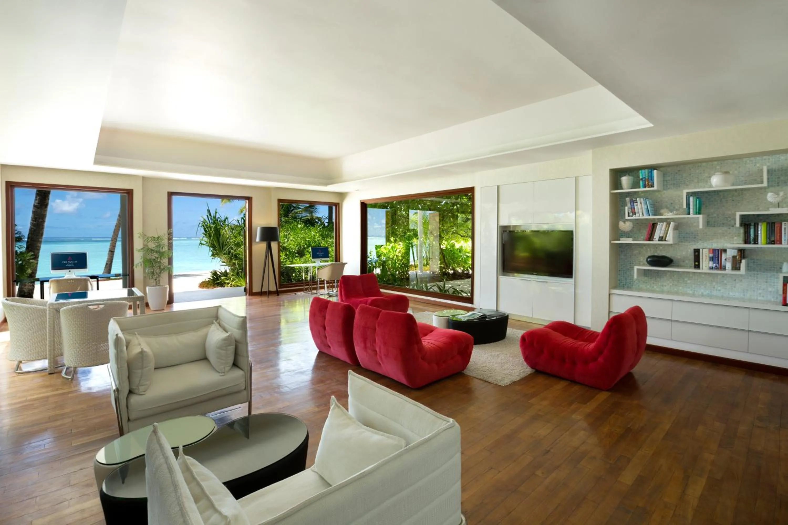 Business facilities in Niyama Private Islands Maldives