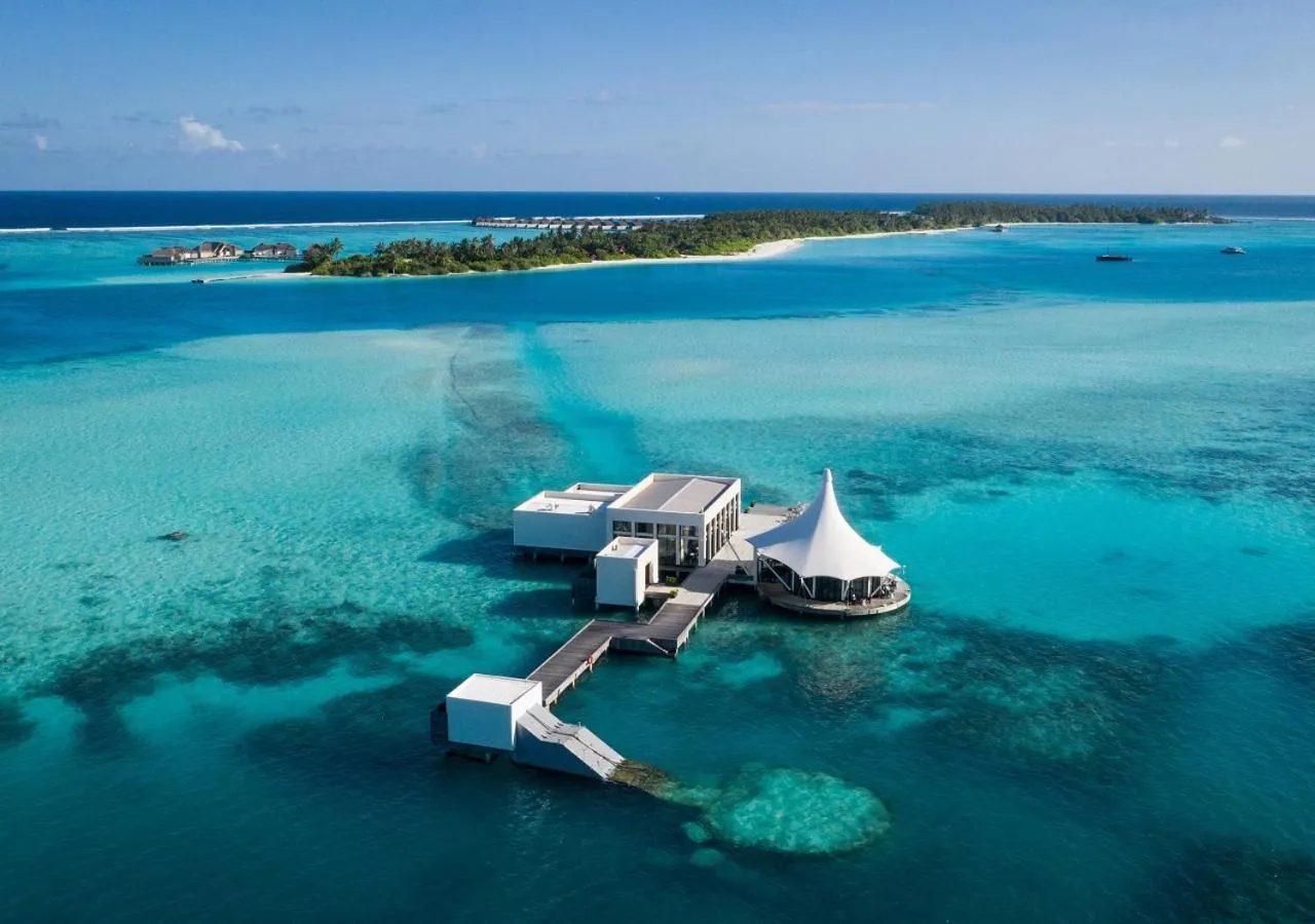 Restaurant/places to eat in Niyama Private Islands Maldives