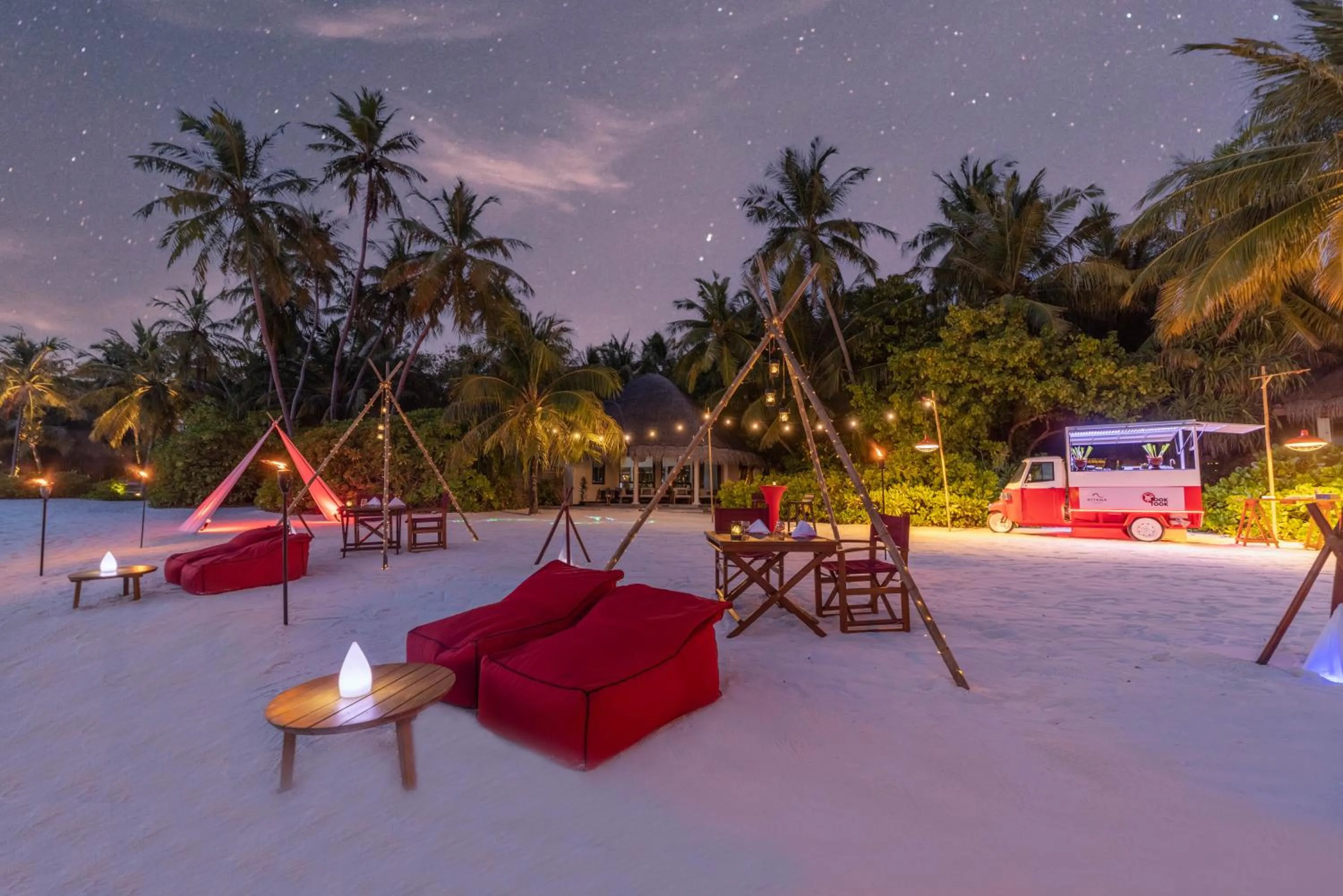 Restaurant/places to eat in Niyama Private Islands Maldives