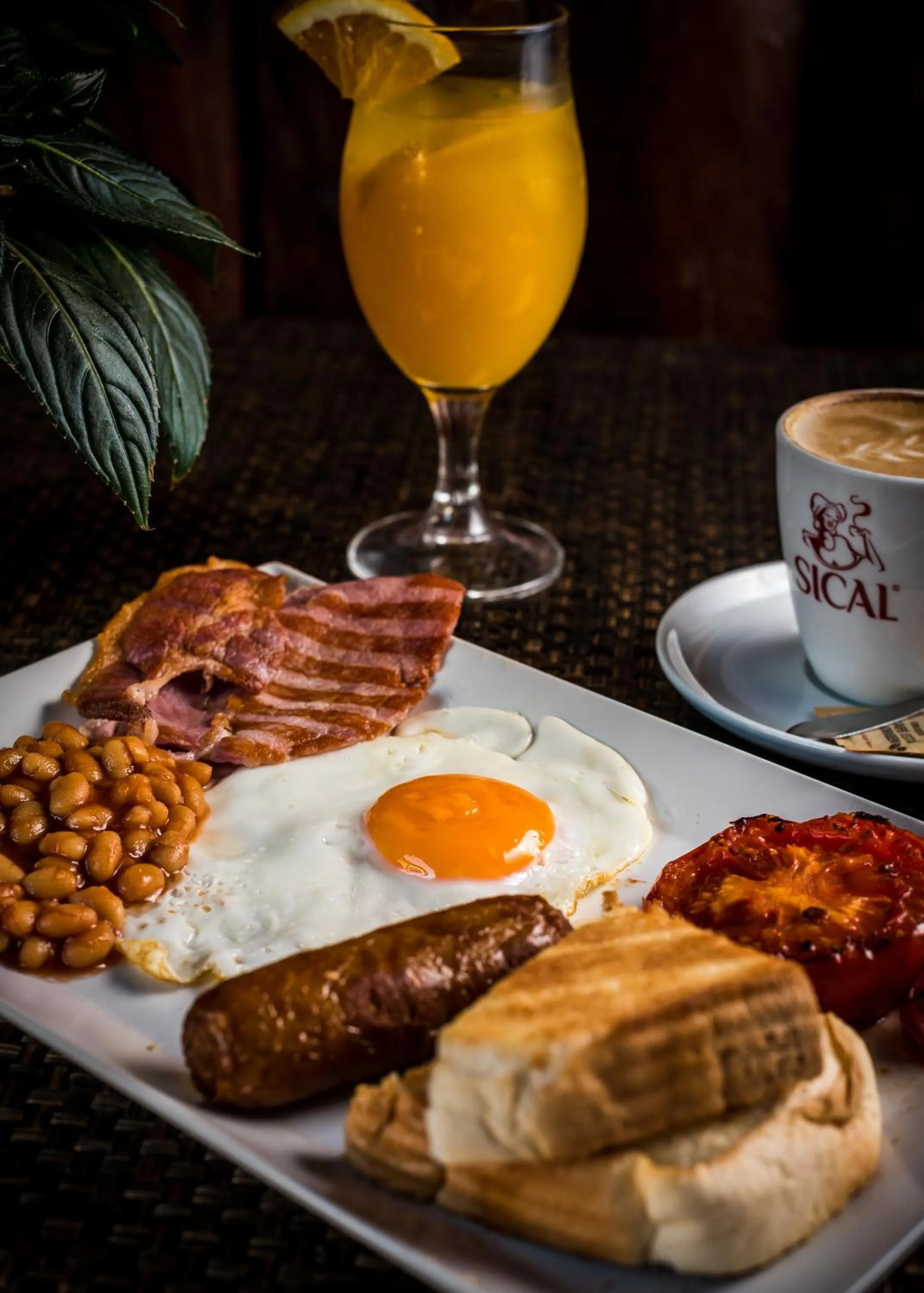 English/Irish breakfast in Suites @ Portarade