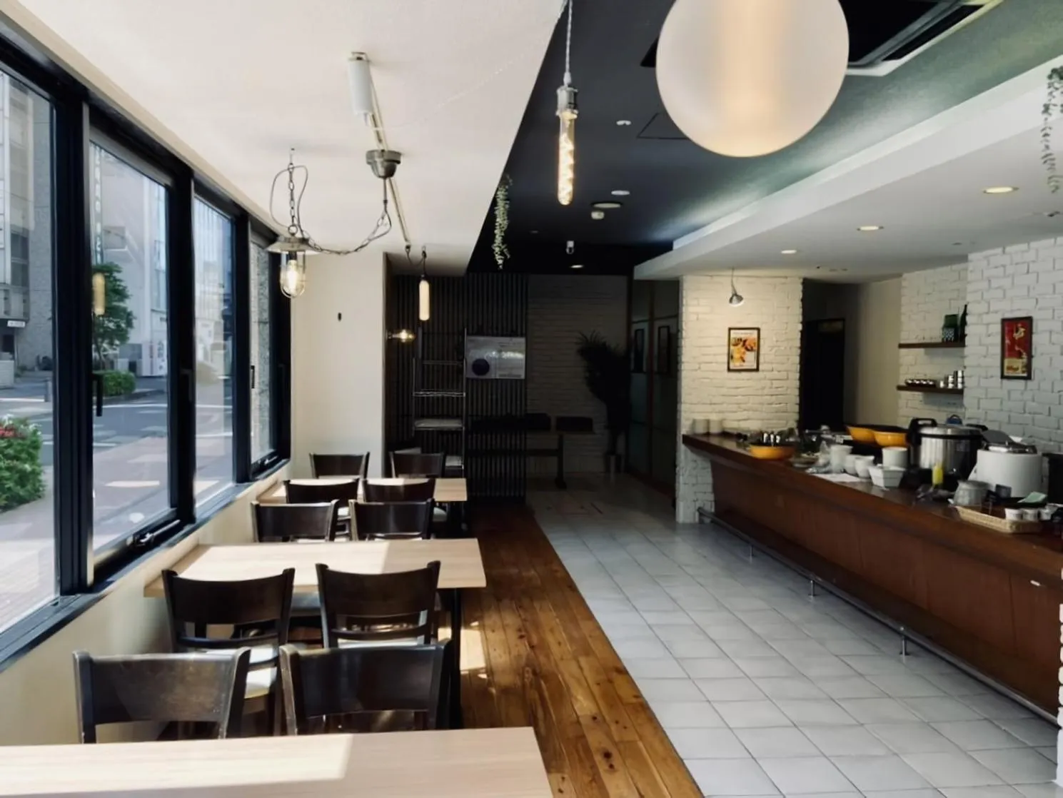 Restaurant/places to eat in Court Hotel Shin-Yokohama