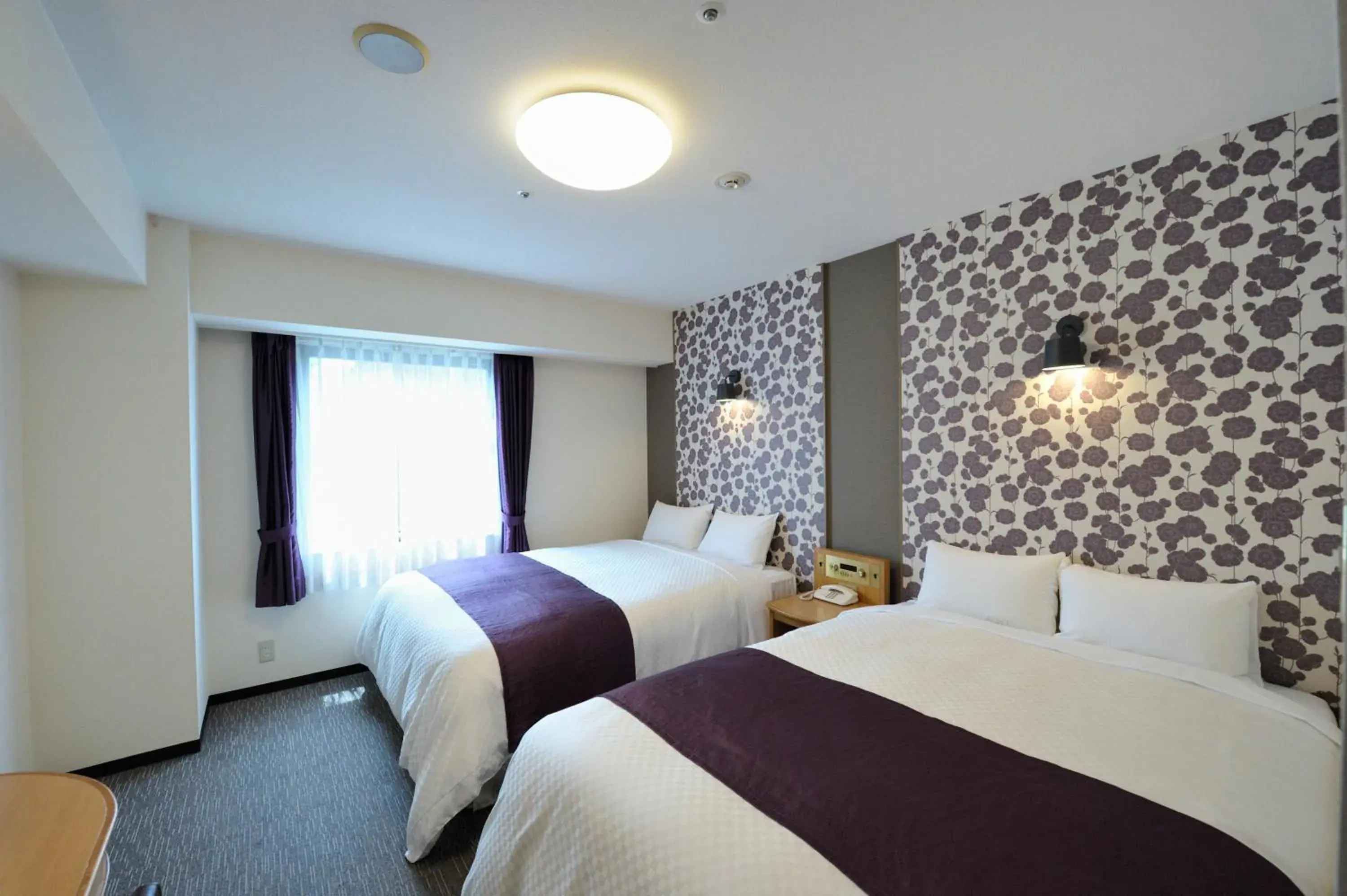 Standard Twin Room - Non-Smoking in Court Hotel Shin-Yokohama Standard Twin Room - Non-Smoking in Court Hotel Shin-Yokohama